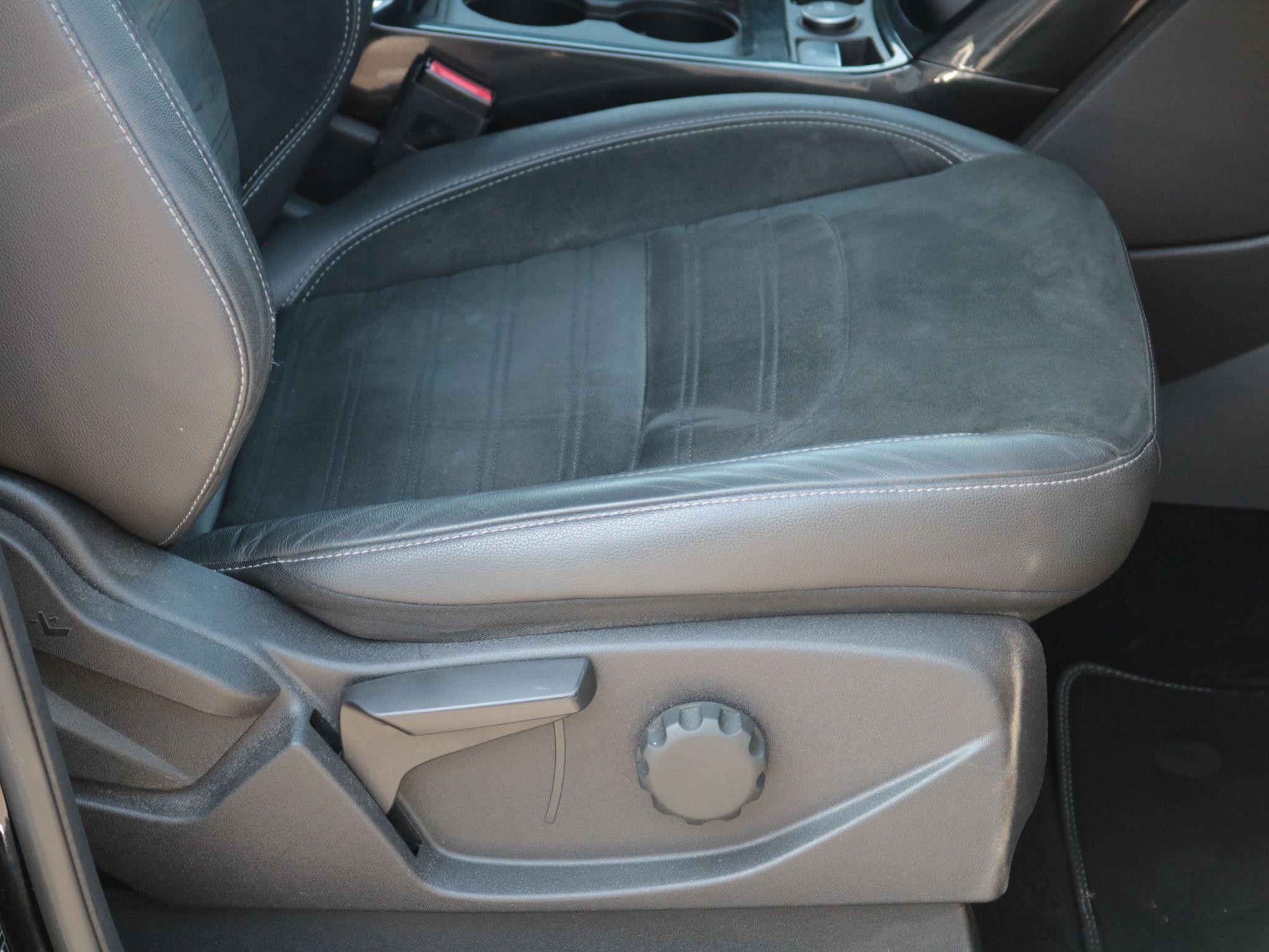 Ford Kuga Image 26