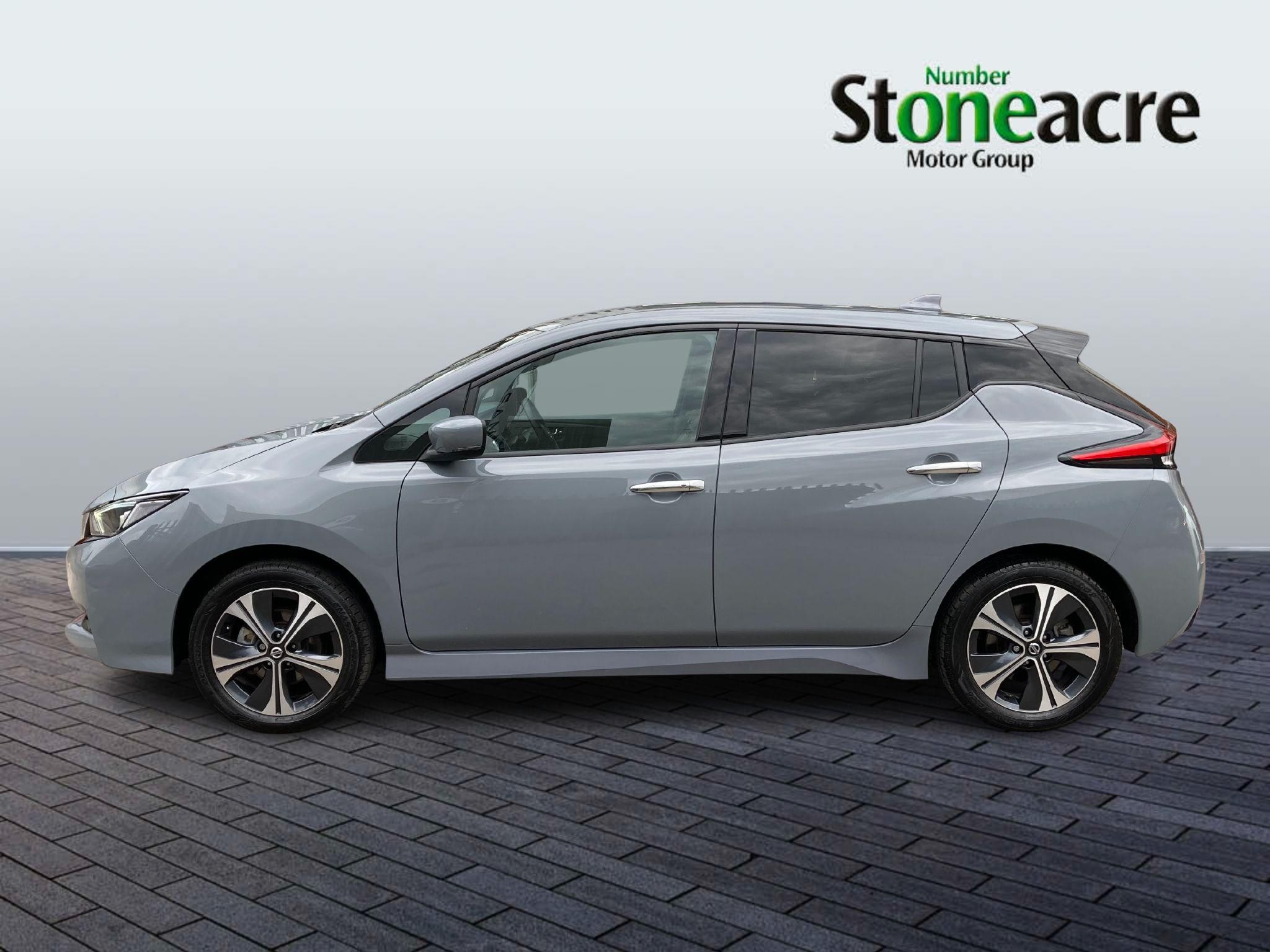 Nissan LEAF Image 5