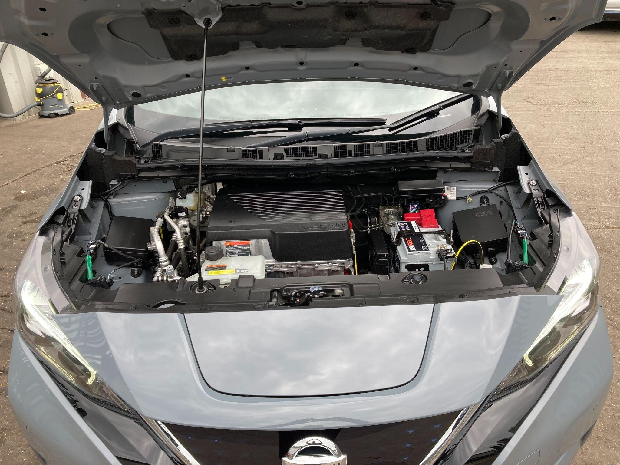 Nissan LEAF Image 9