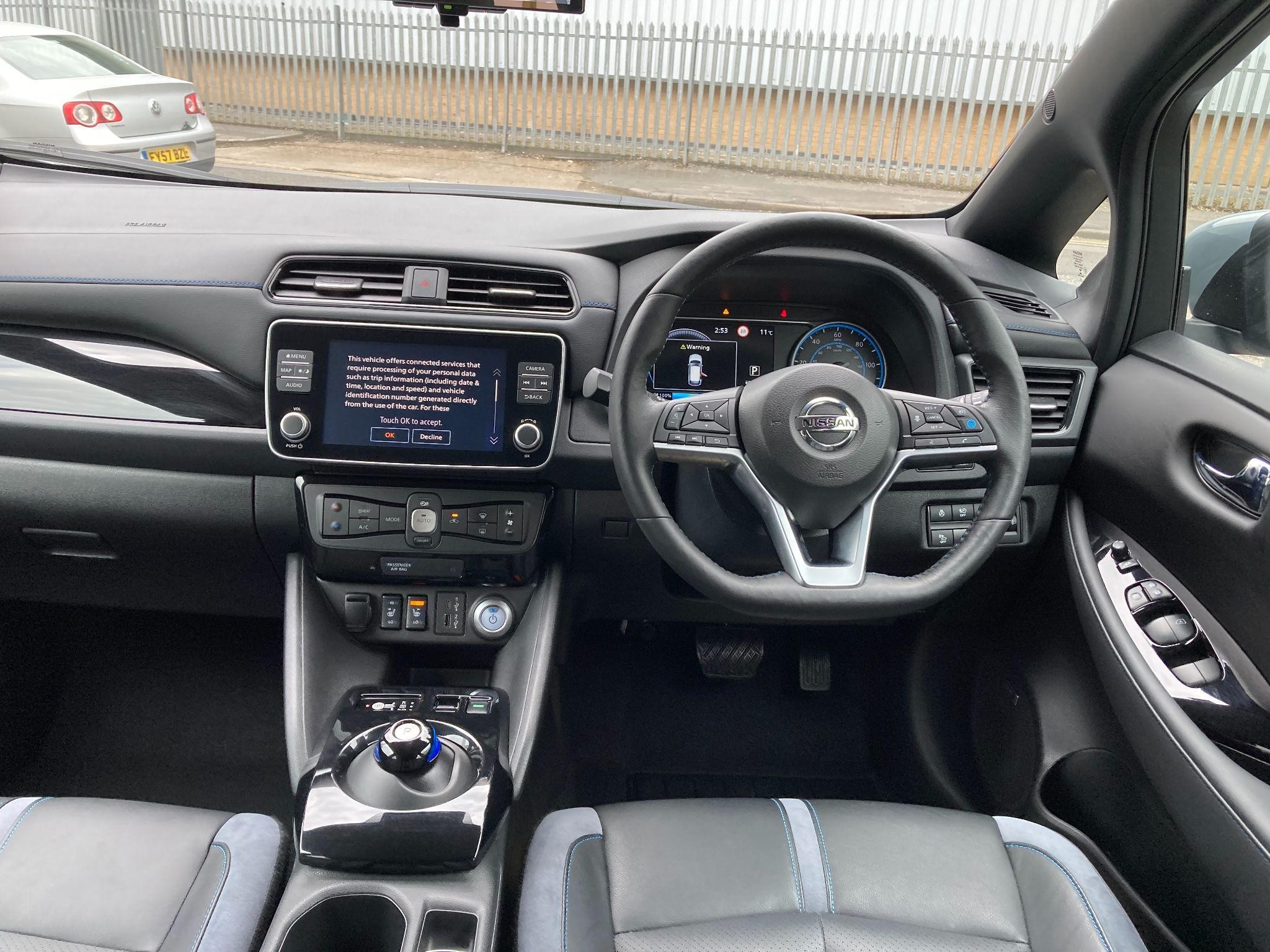 Nissan LEAF Image 16