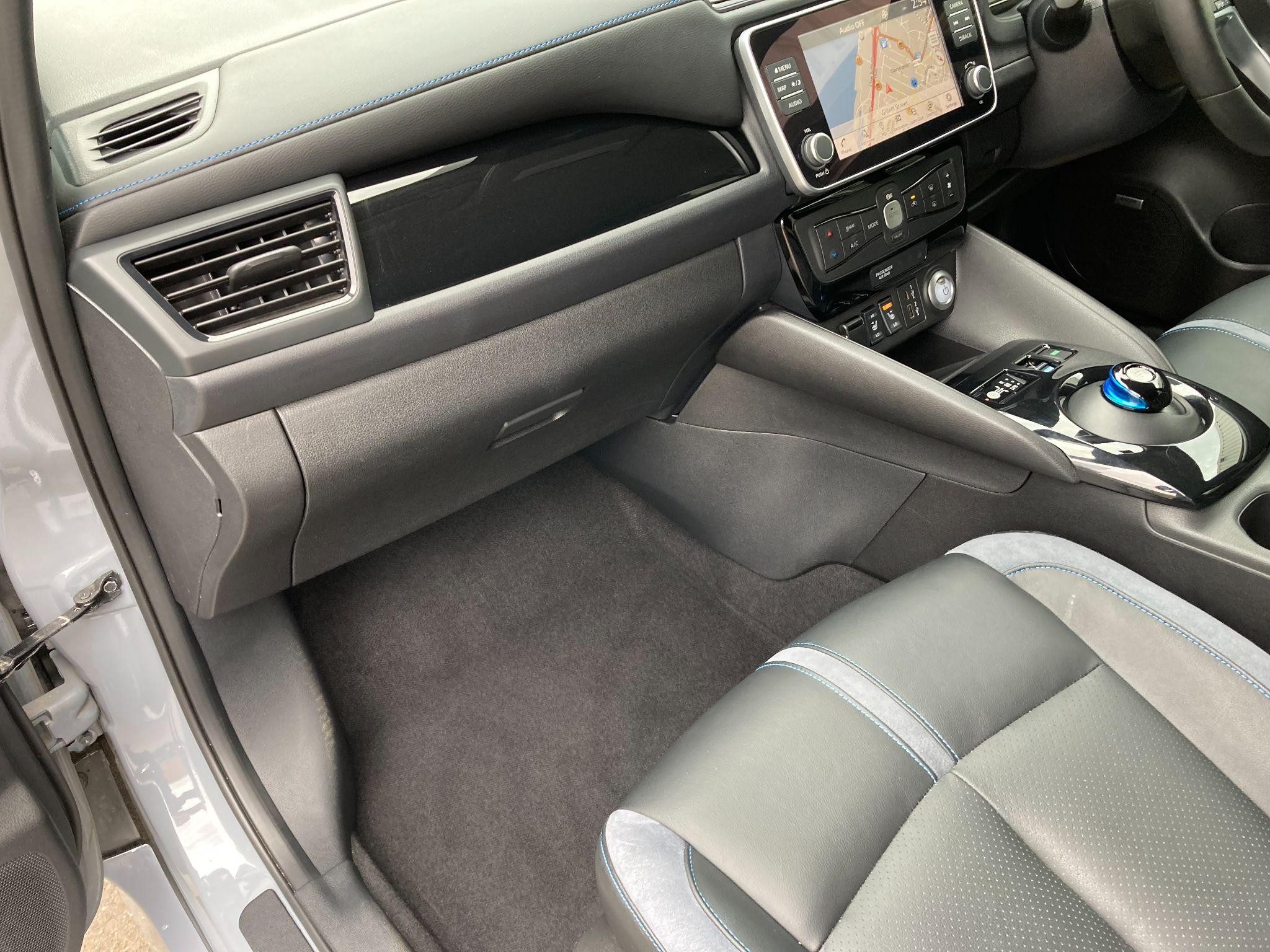 Nissan LEAF Image 22
