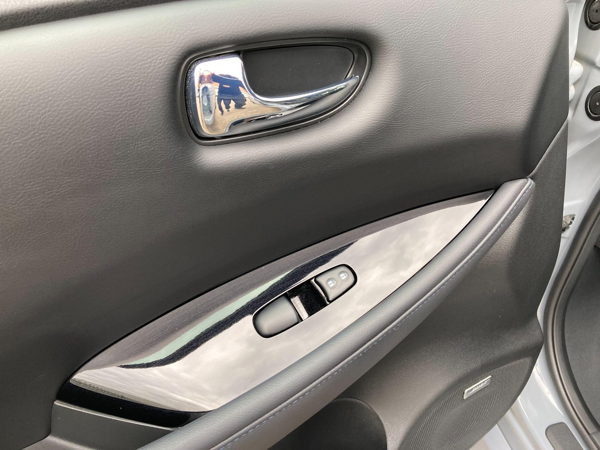 Nissan LEAF Image 23