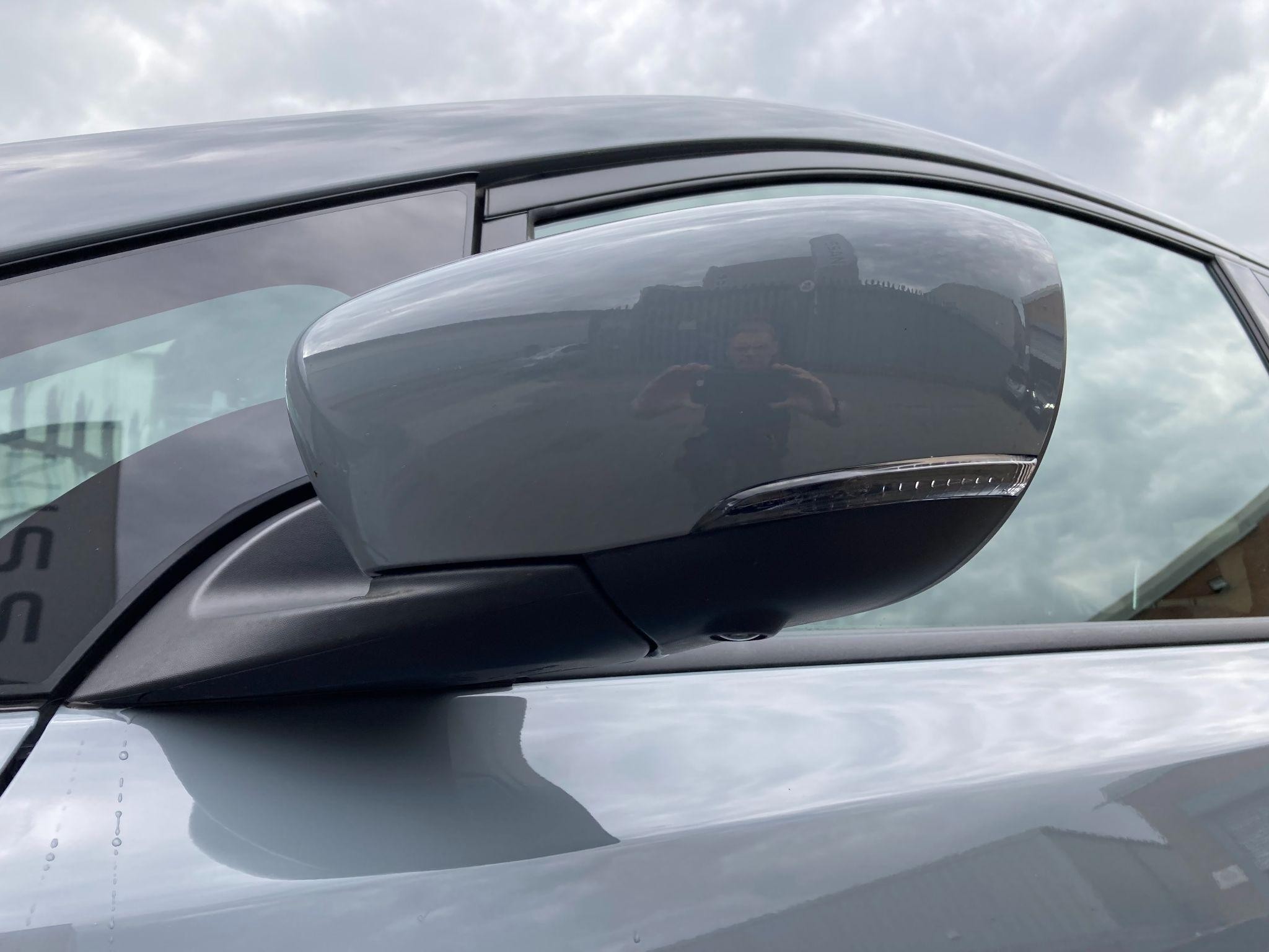Nissan LEAF Image 24