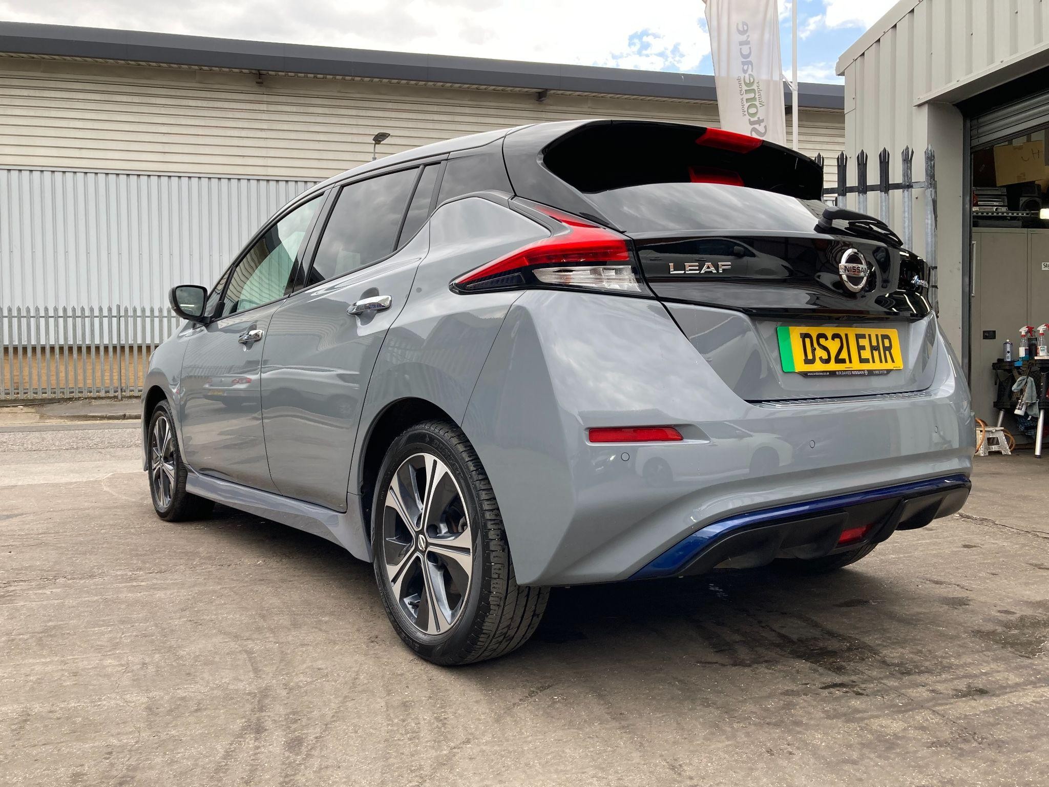 Nissan LEAF Image 36