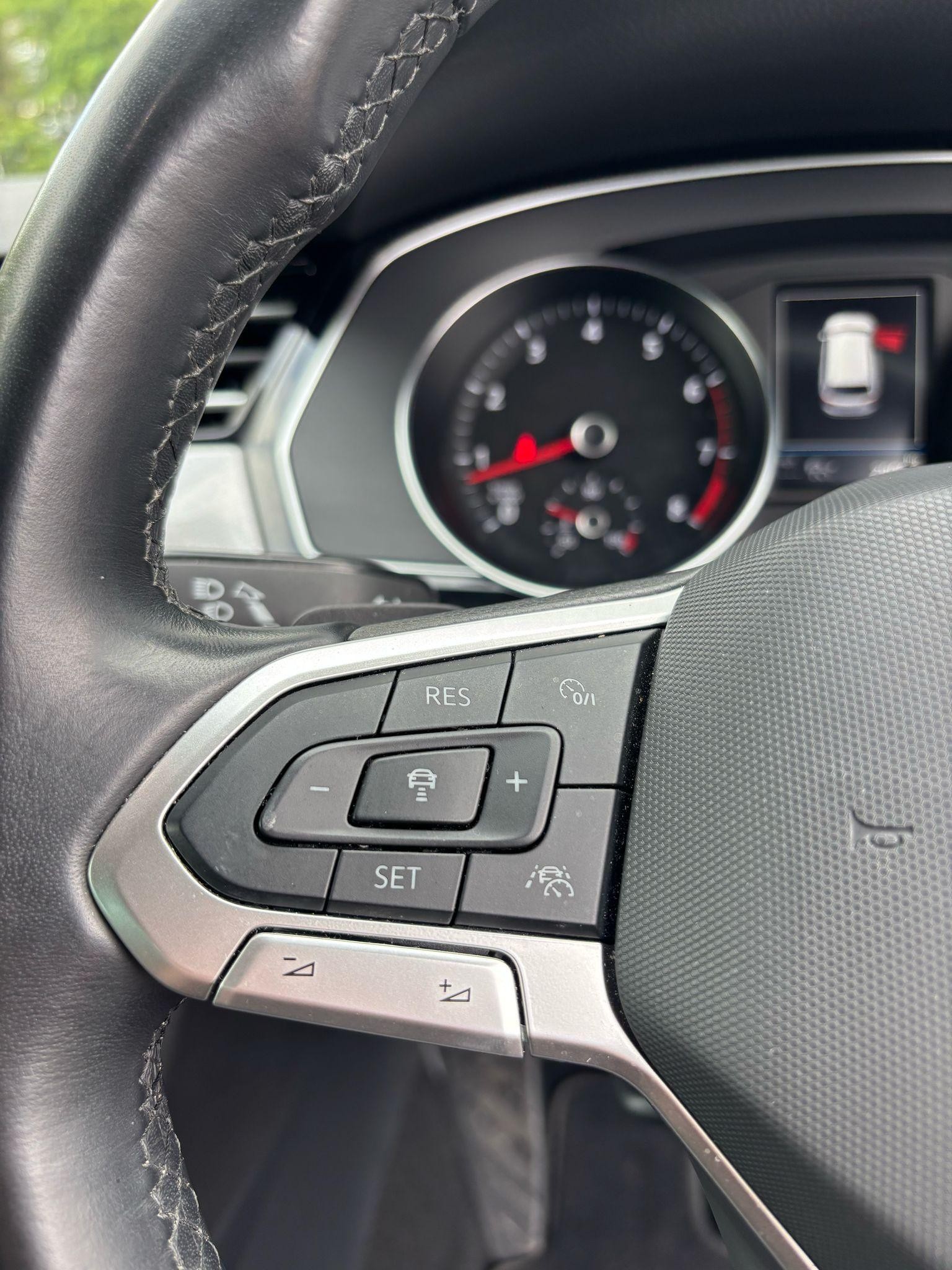 Volkswagen Passat Image 18