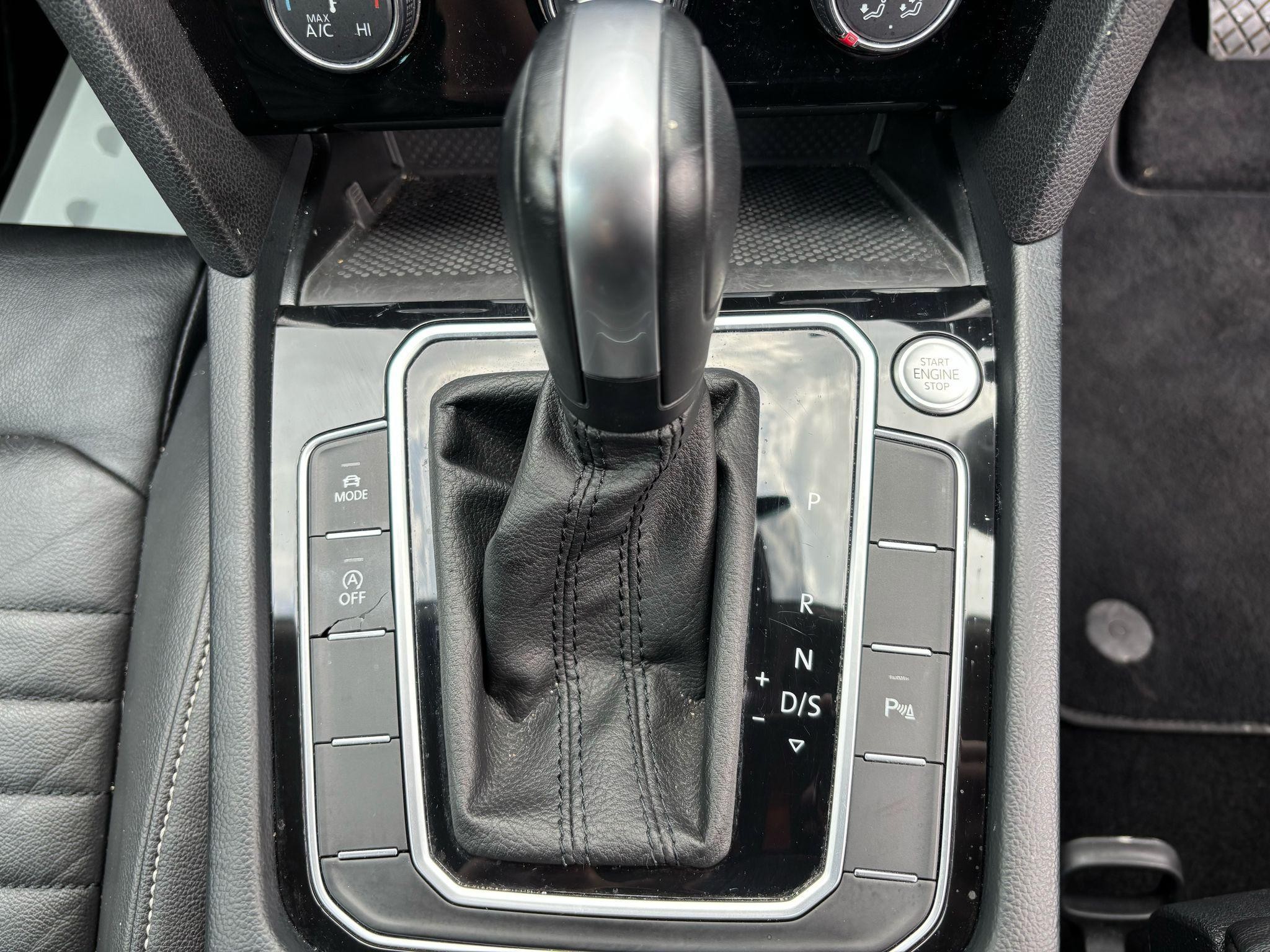 Volkswagen Passat Image 22