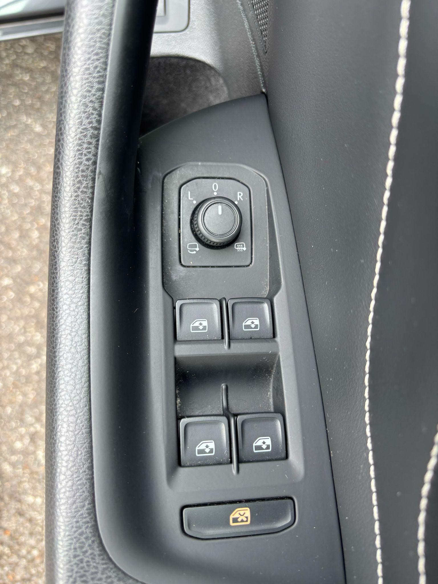 Volkswagen Passat Image 26