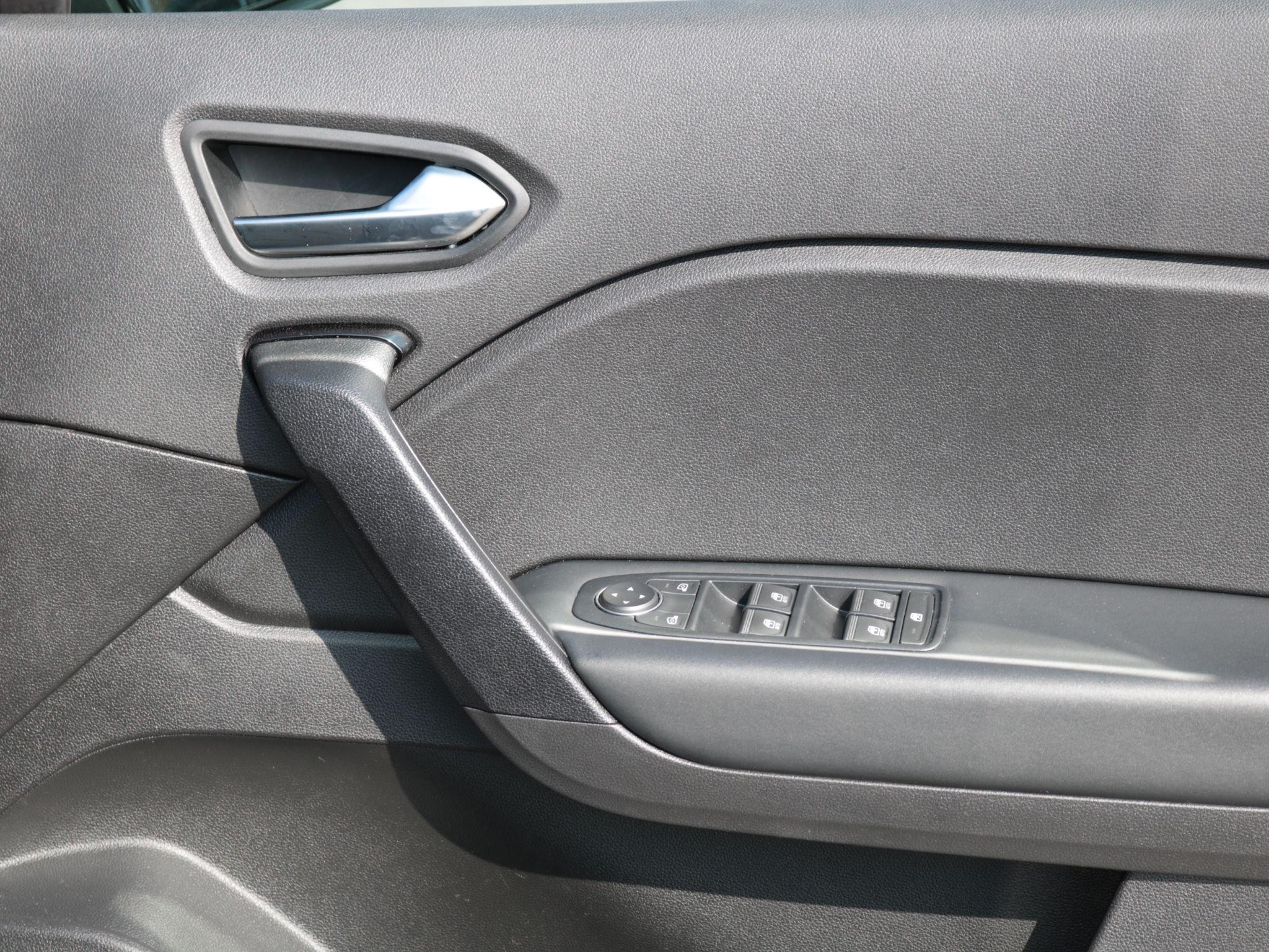 Renault Captur Image 18