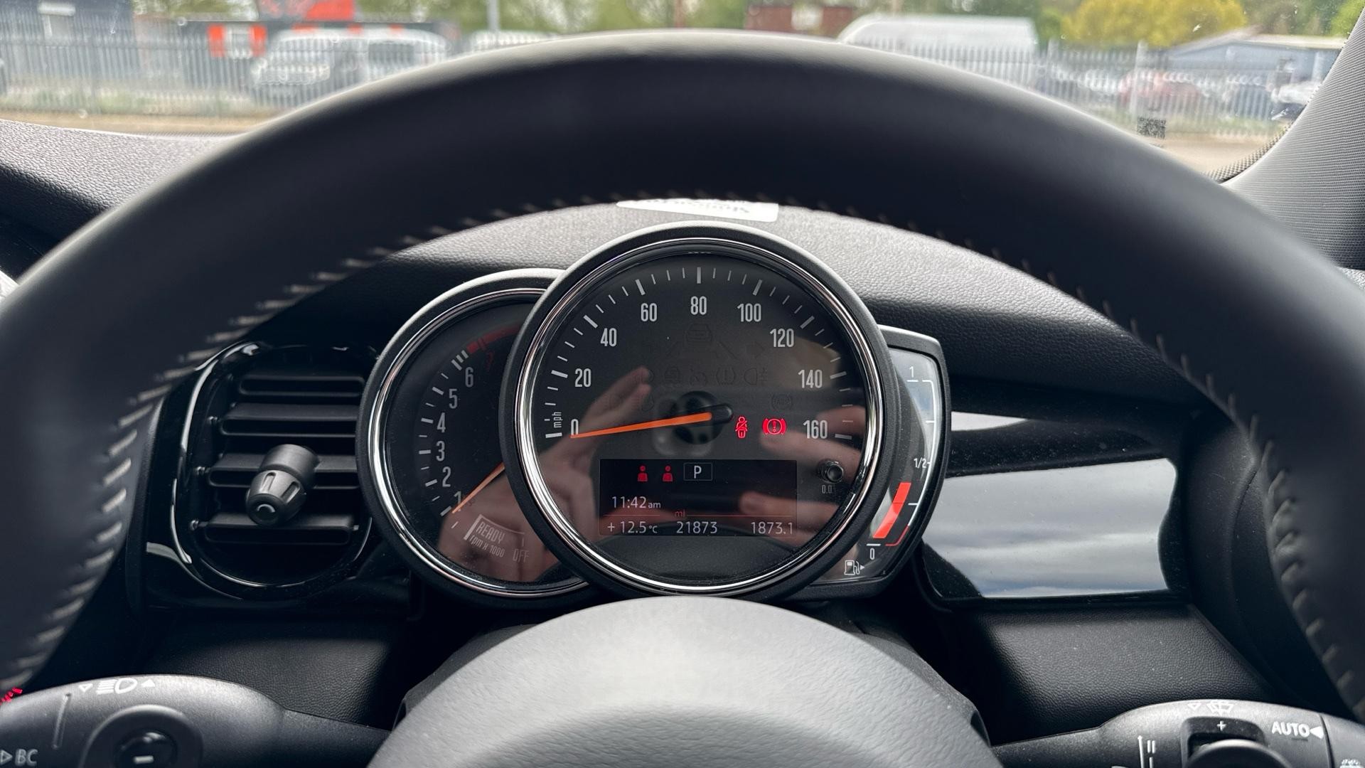 MINI Hatch Image 11