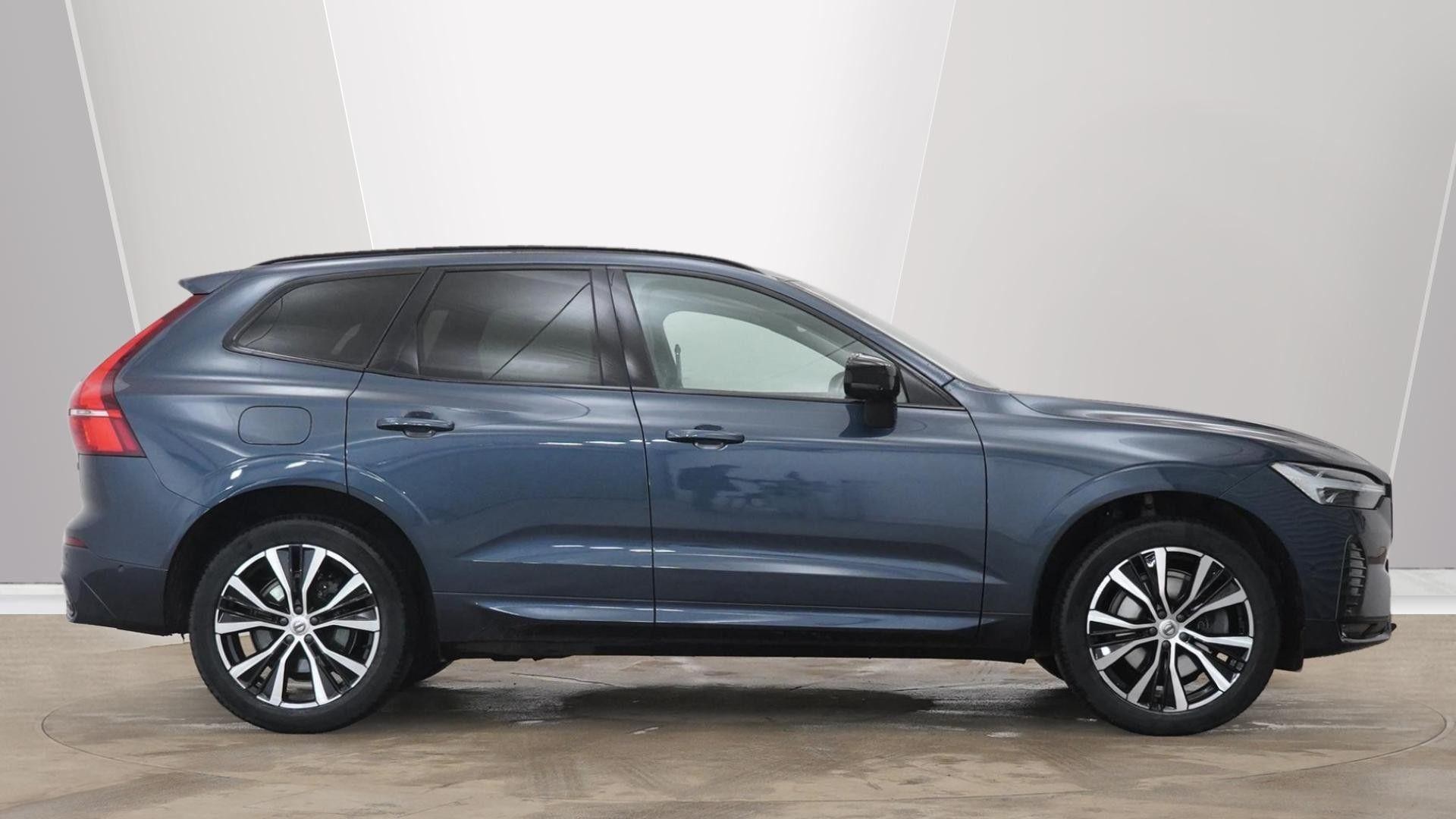 Volvo XC60 Image 2