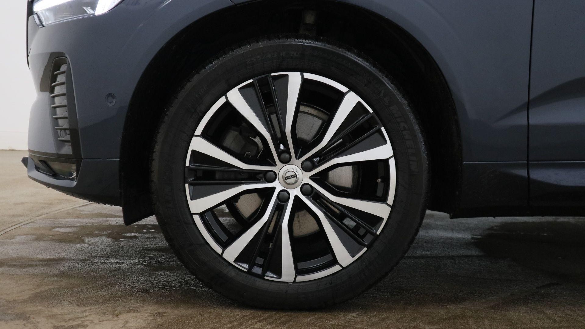 Volvo XC60 Image 16