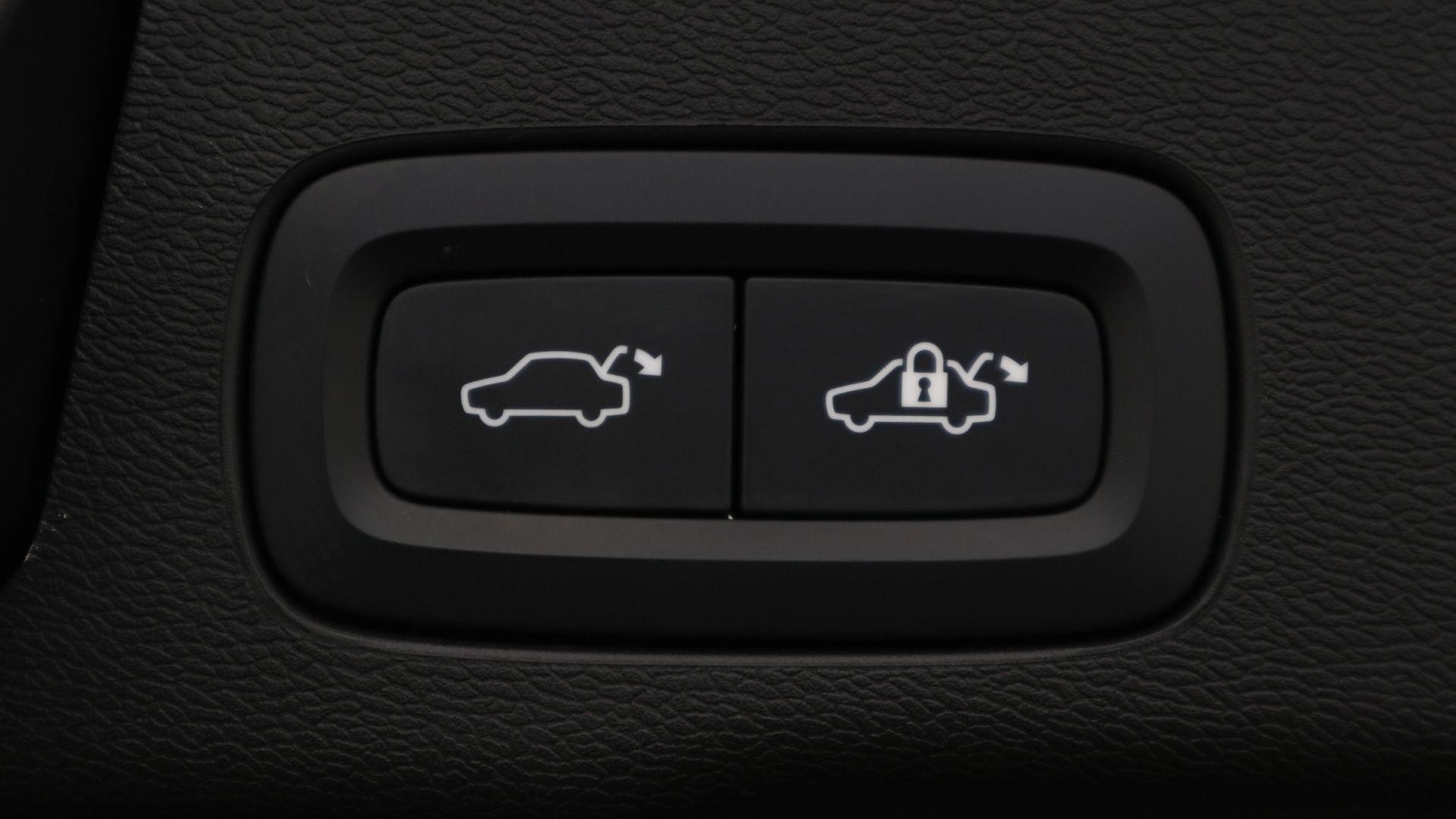 Volvo XC60 Image 18