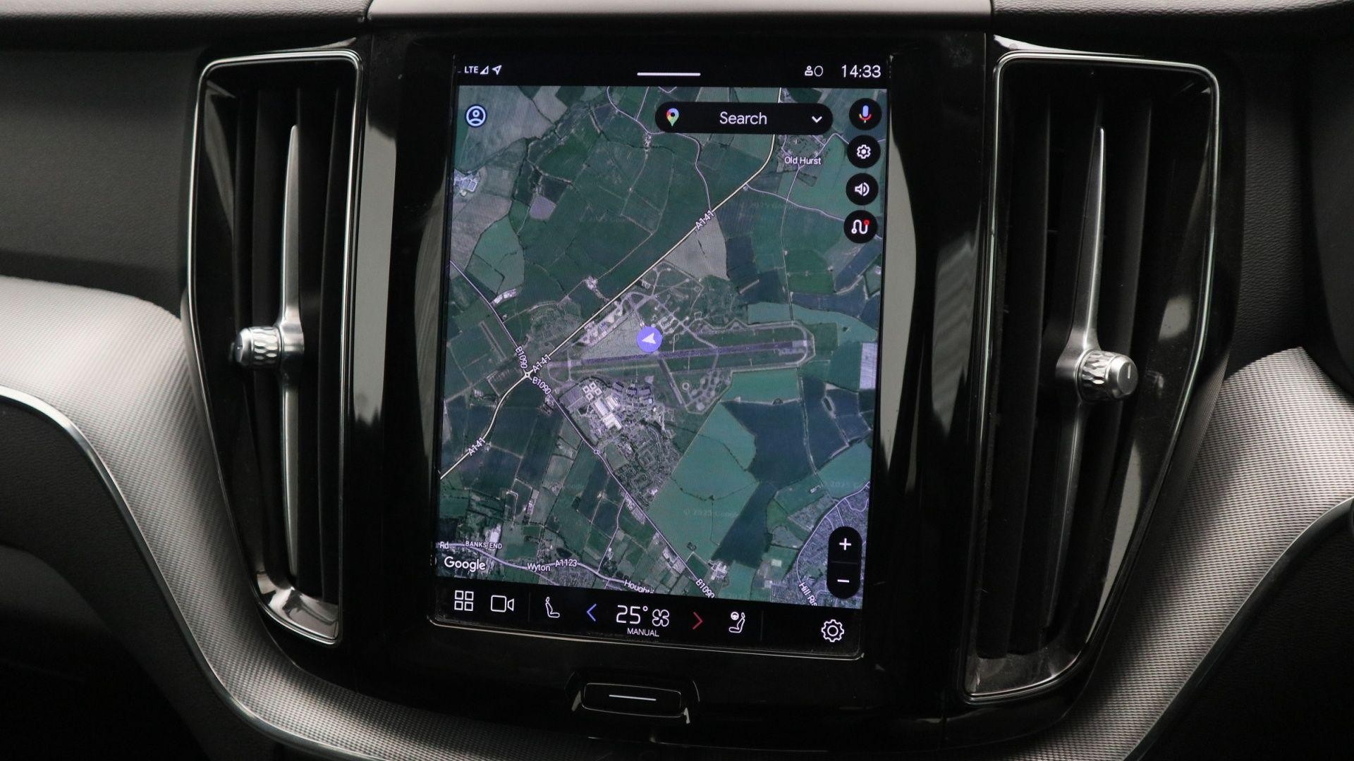 Volvo XC60 Image 32