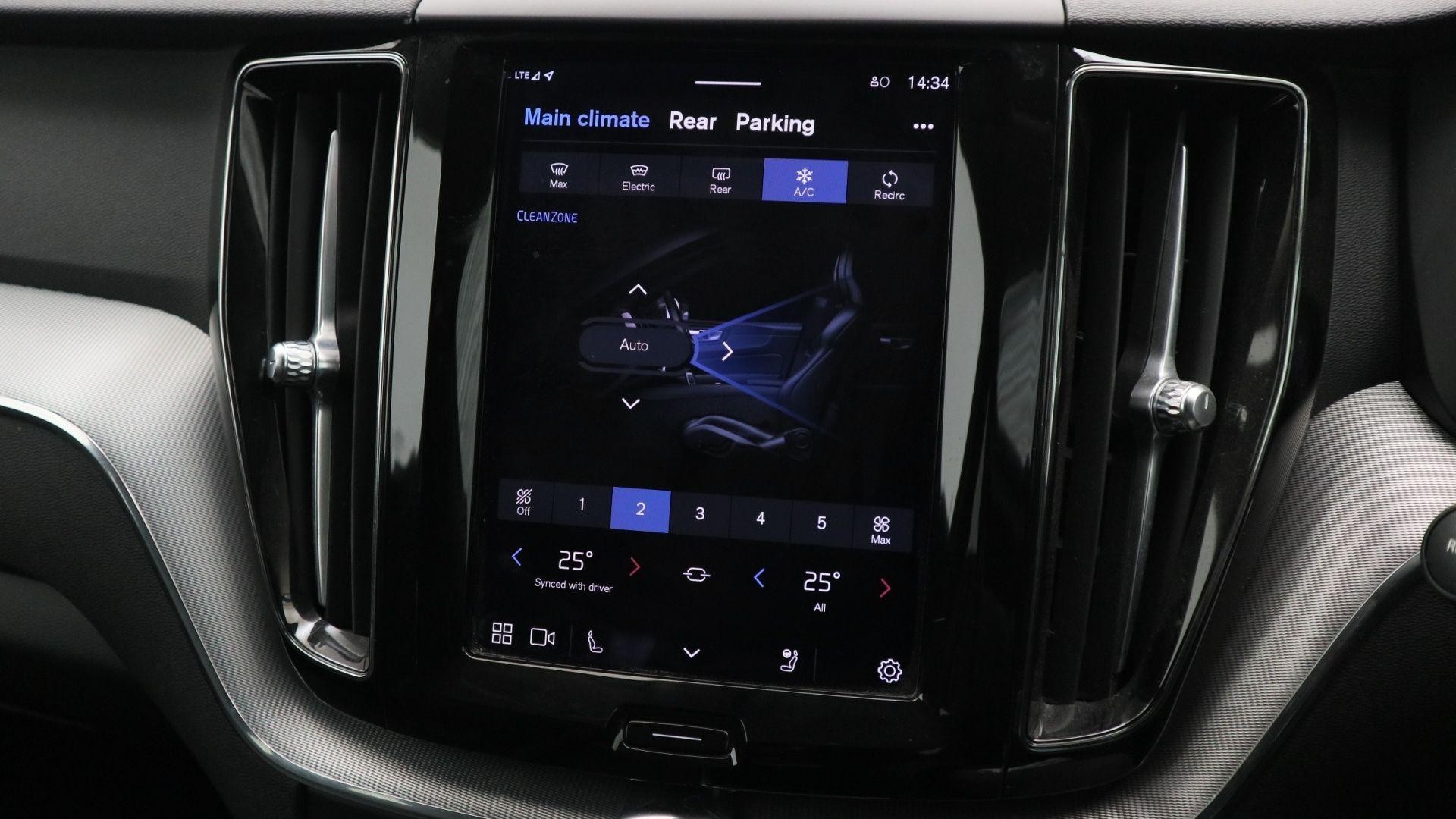 Volvo XC60 Image 35