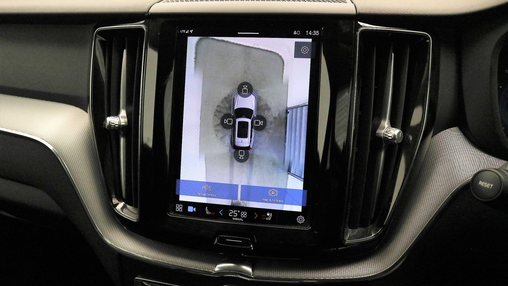 Volvo XC60 Image 39