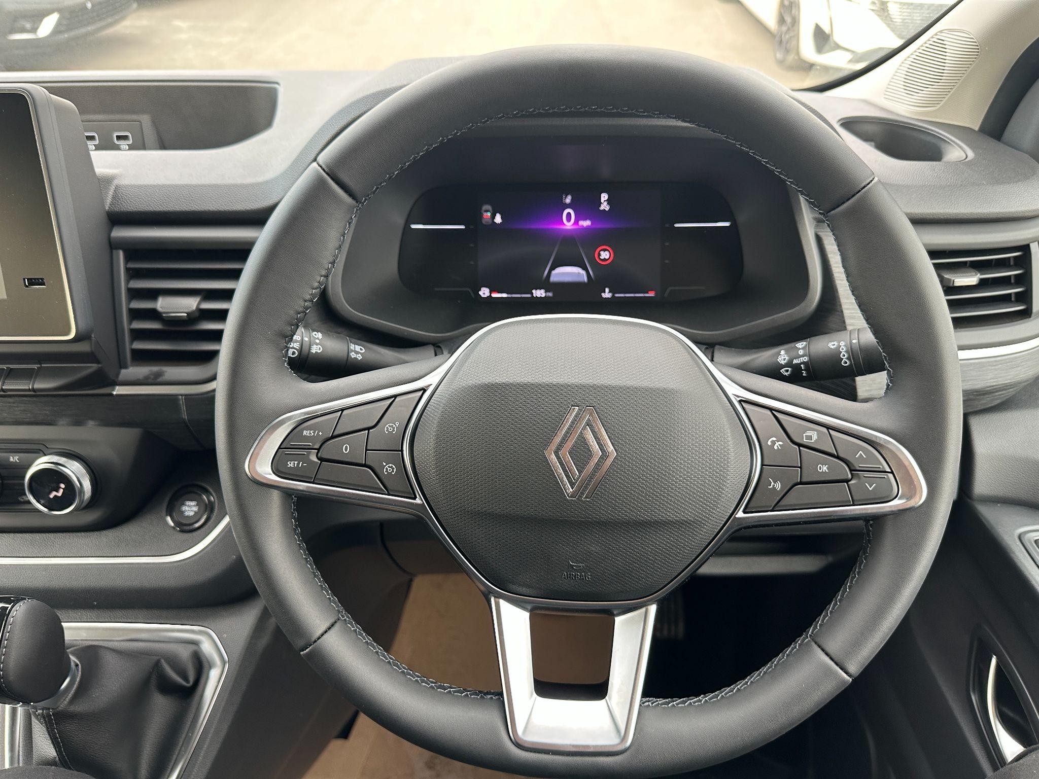 Renault Trafic Image 12