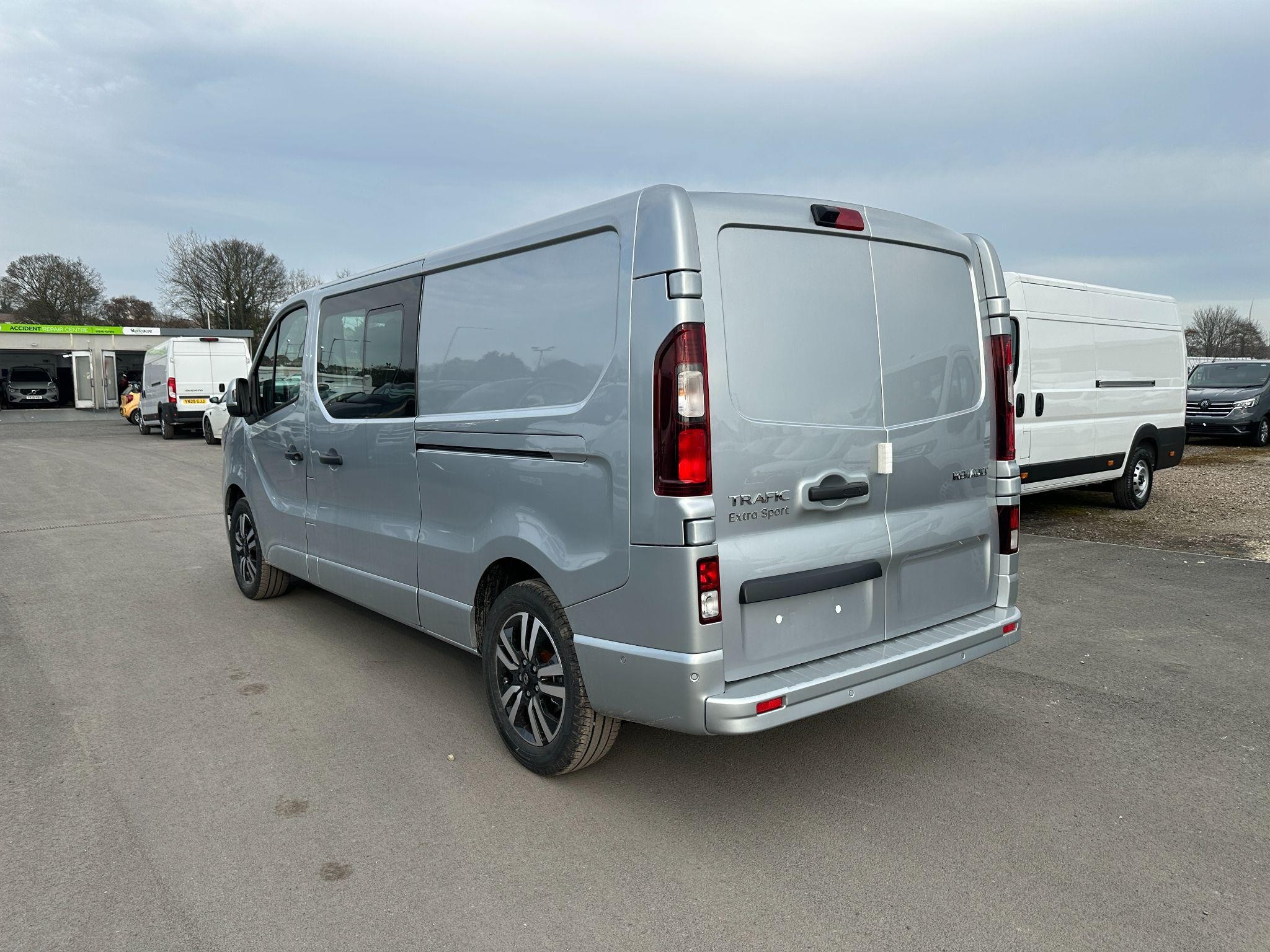 Renault Trafic Image 25