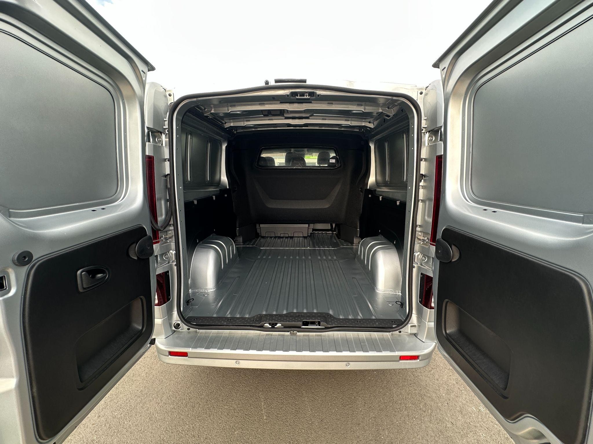 Renault Trafic Image 31