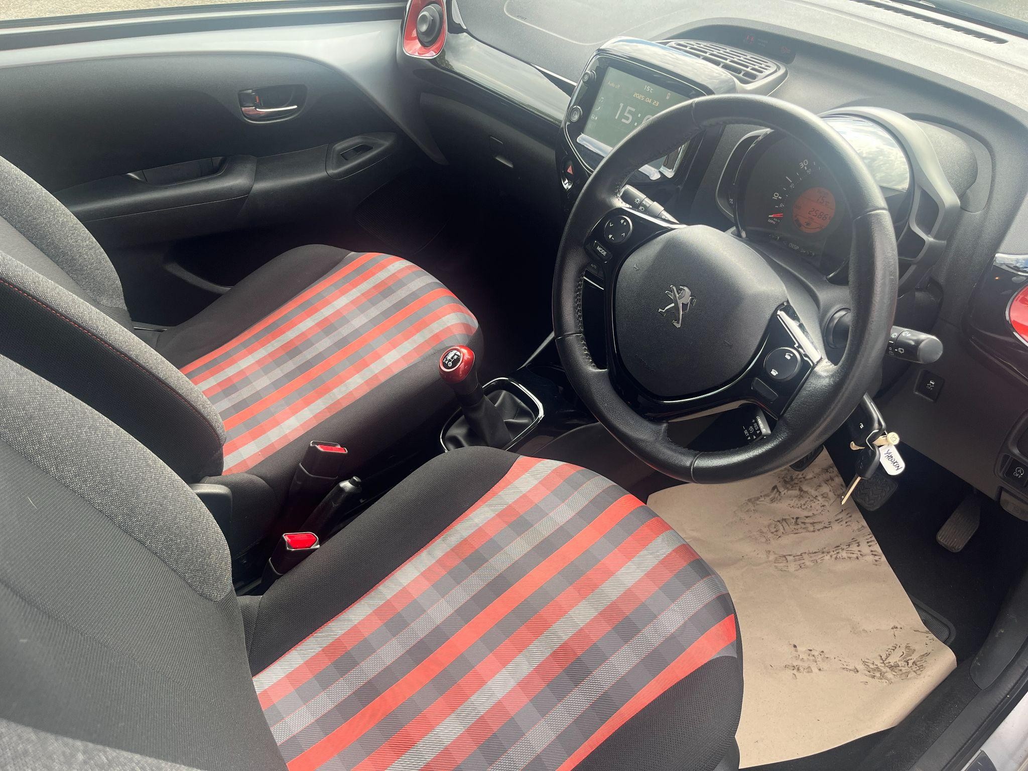 Peugeot 108 Image 14
