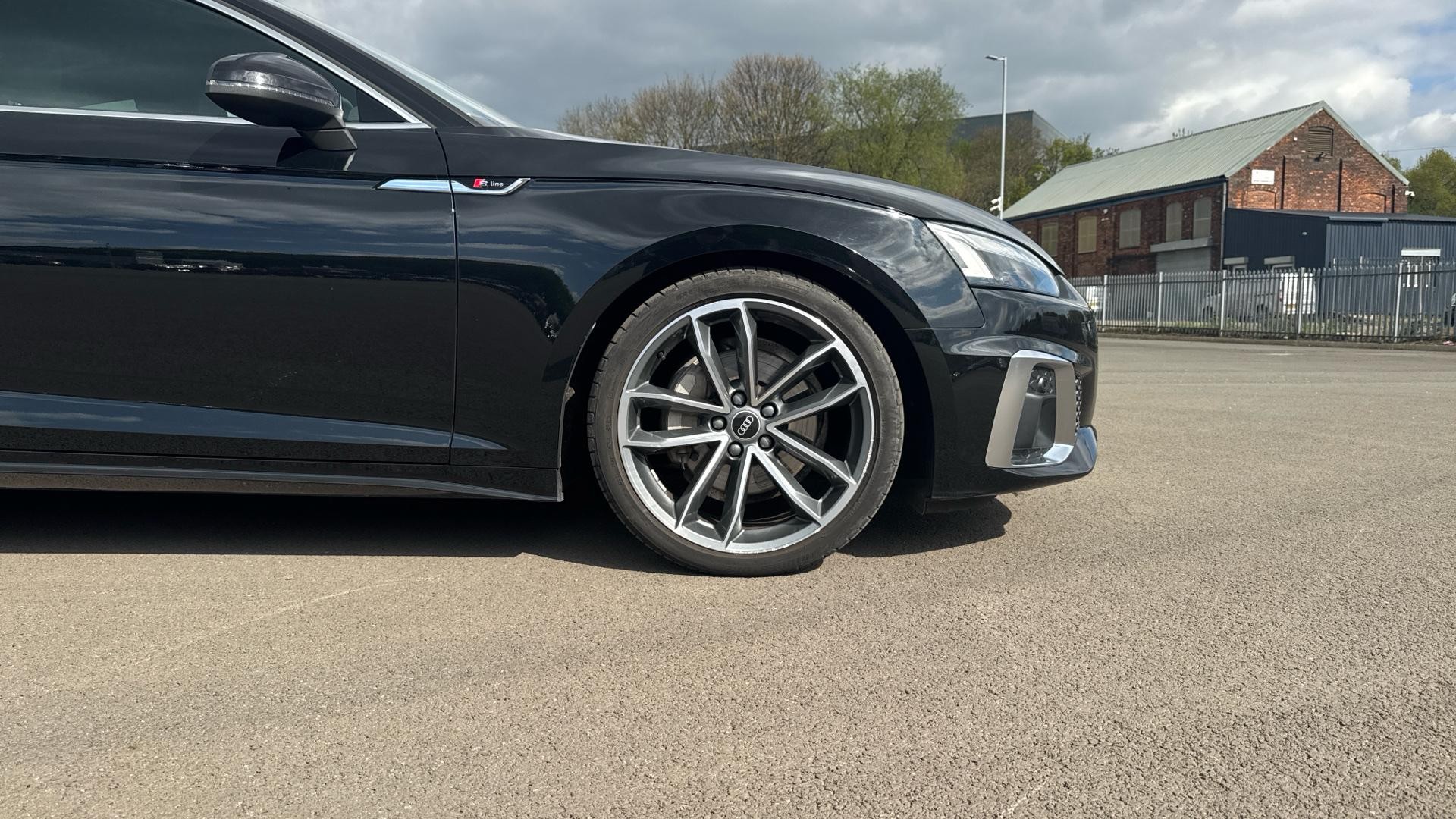 Audi A5 Image 16