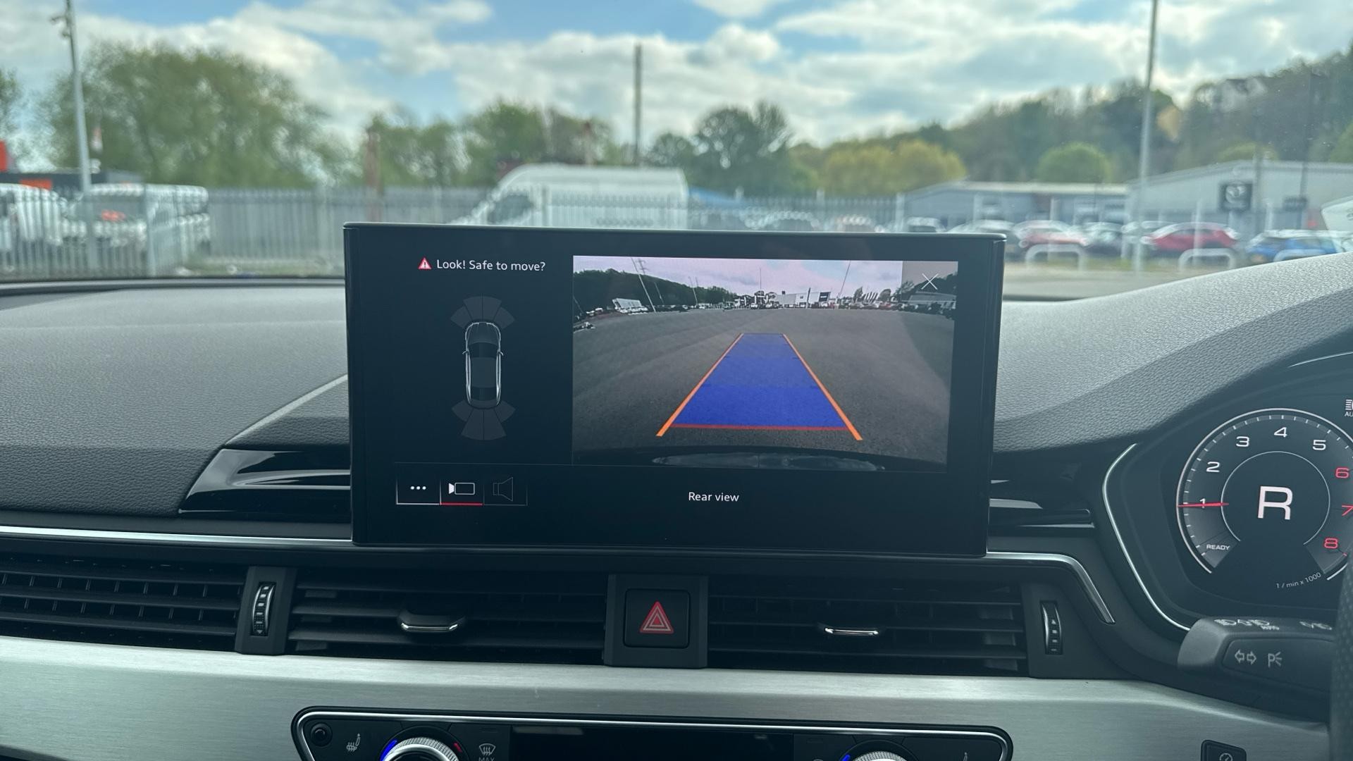 Audi A5 Image 32