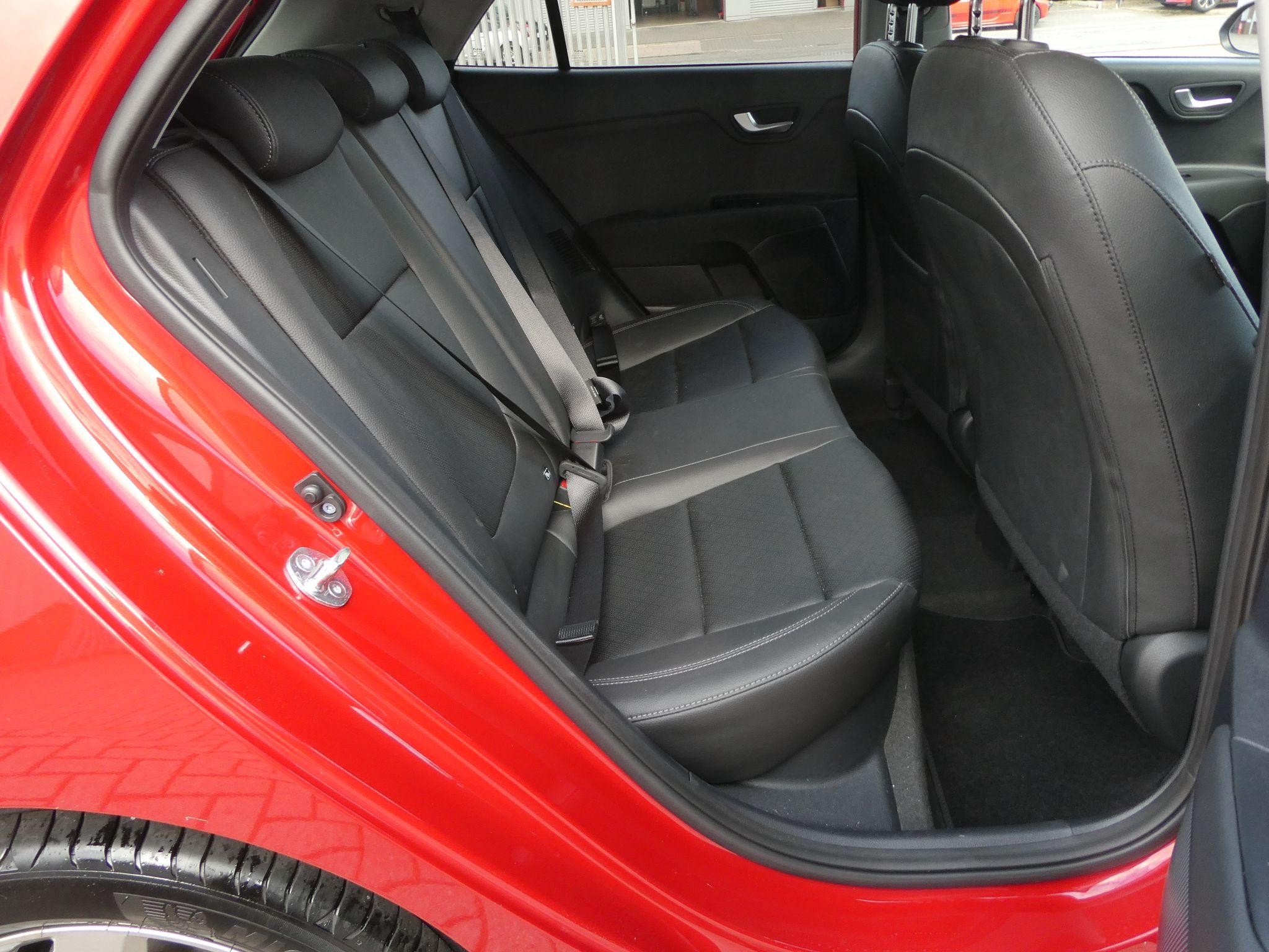 Kia Rio Image 17