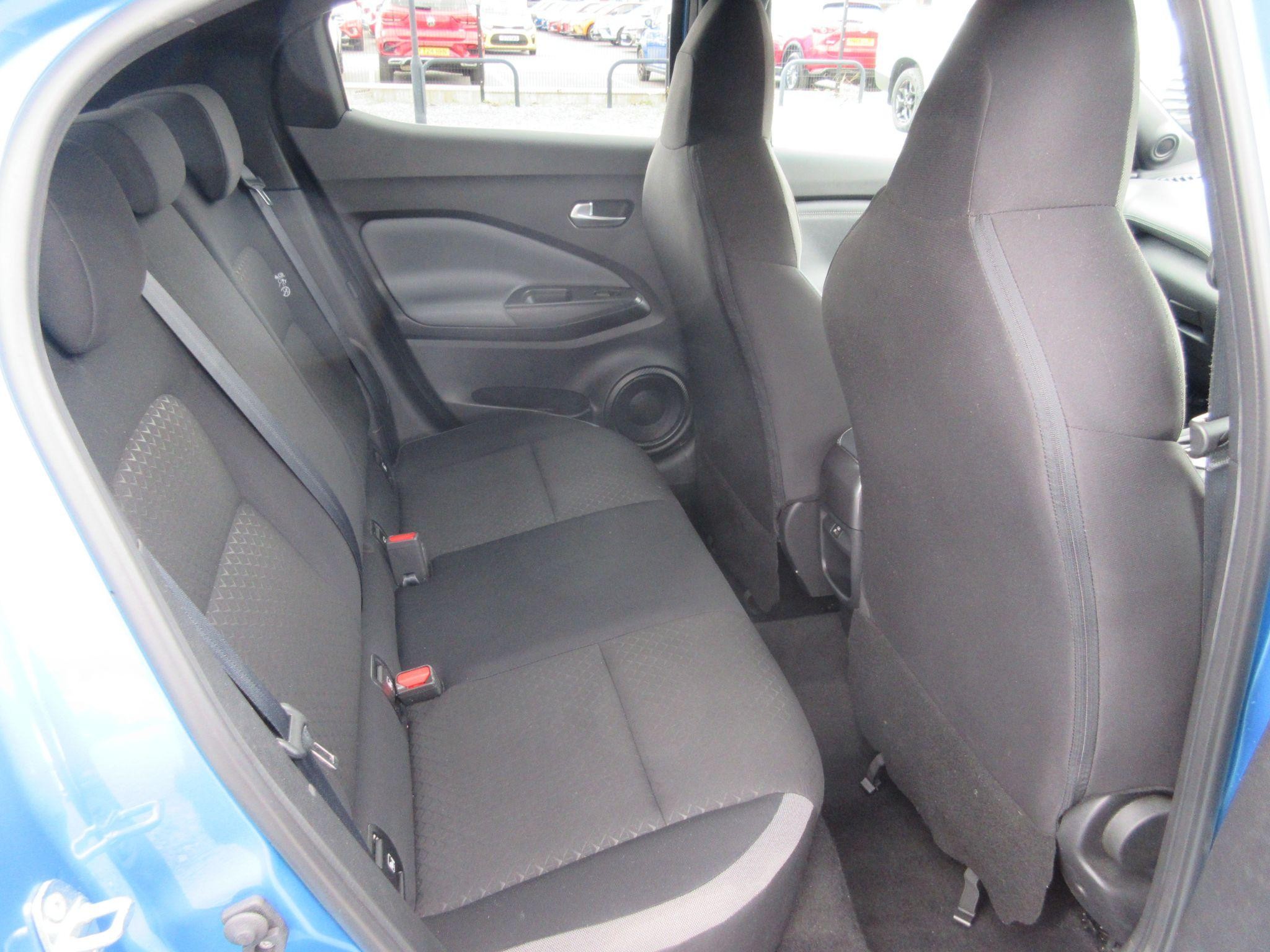 Nissan Juke Image 10