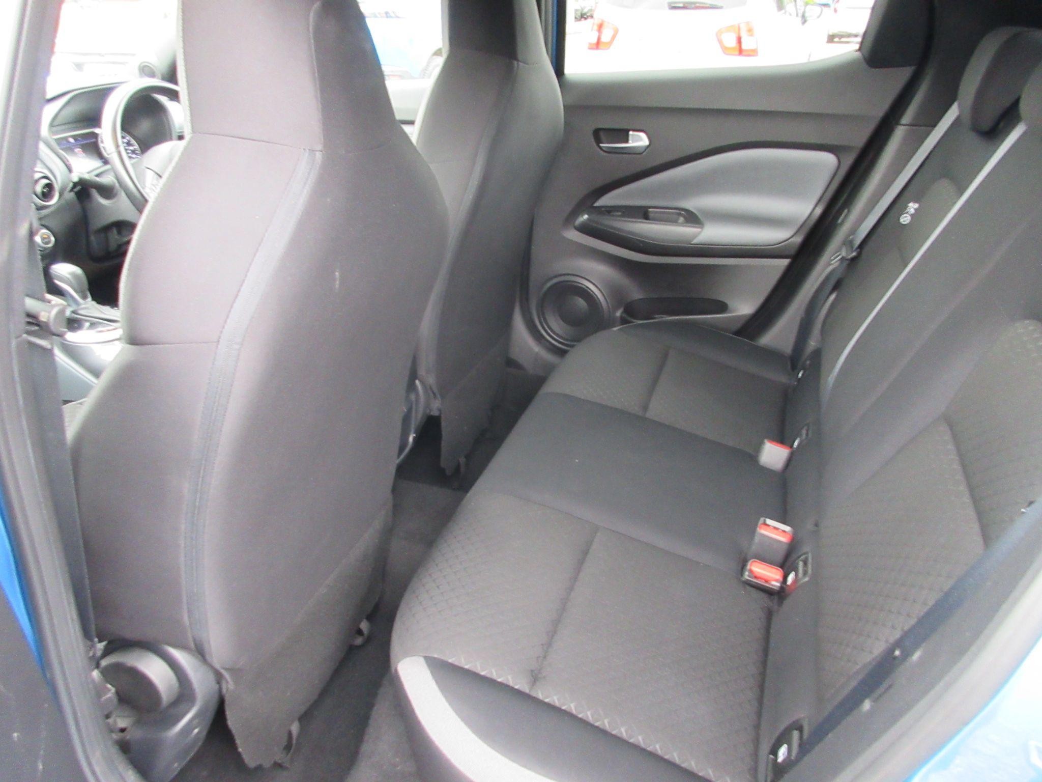Nissan Juke Image 11