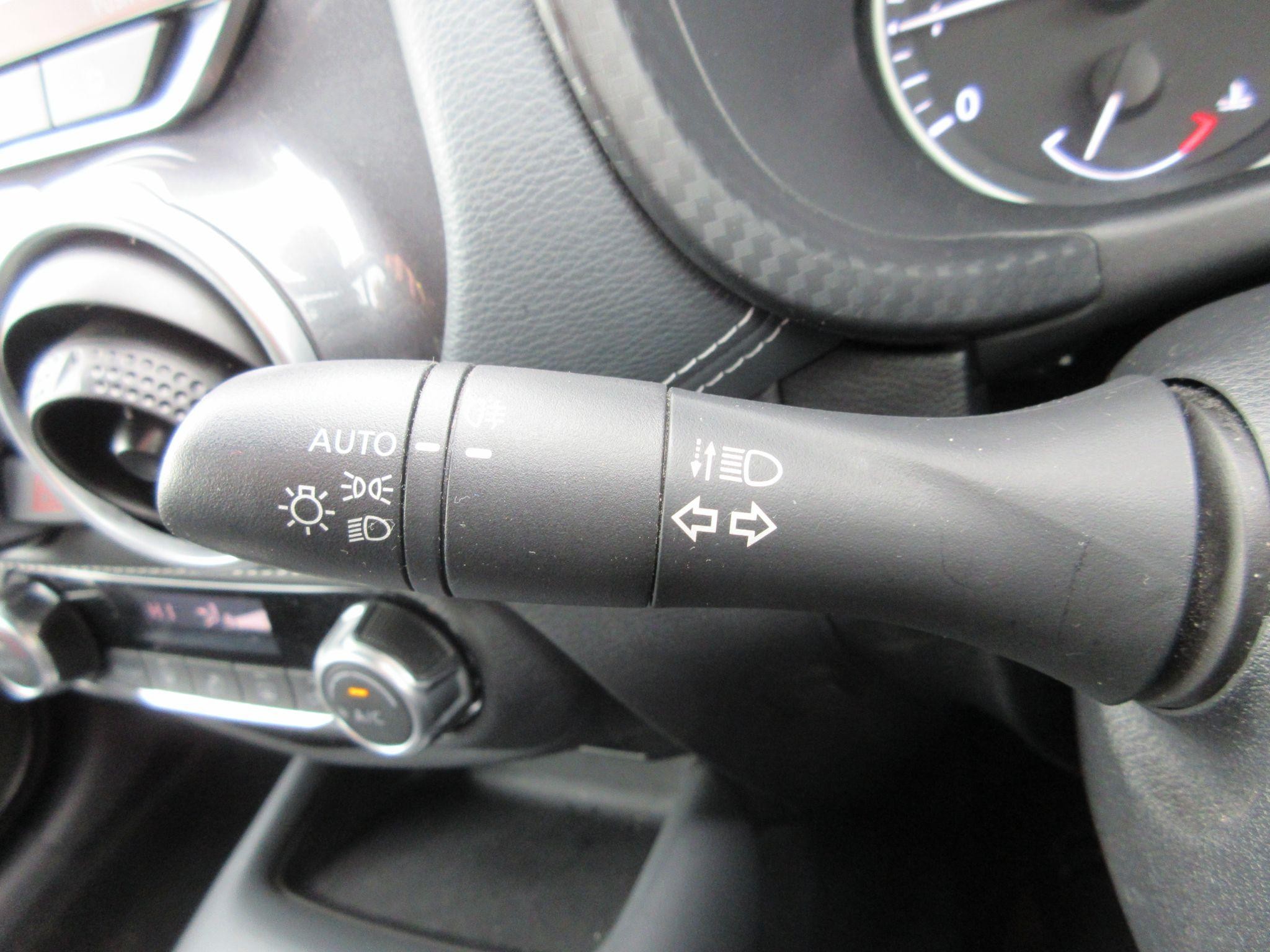 Nissan Juke Image 15