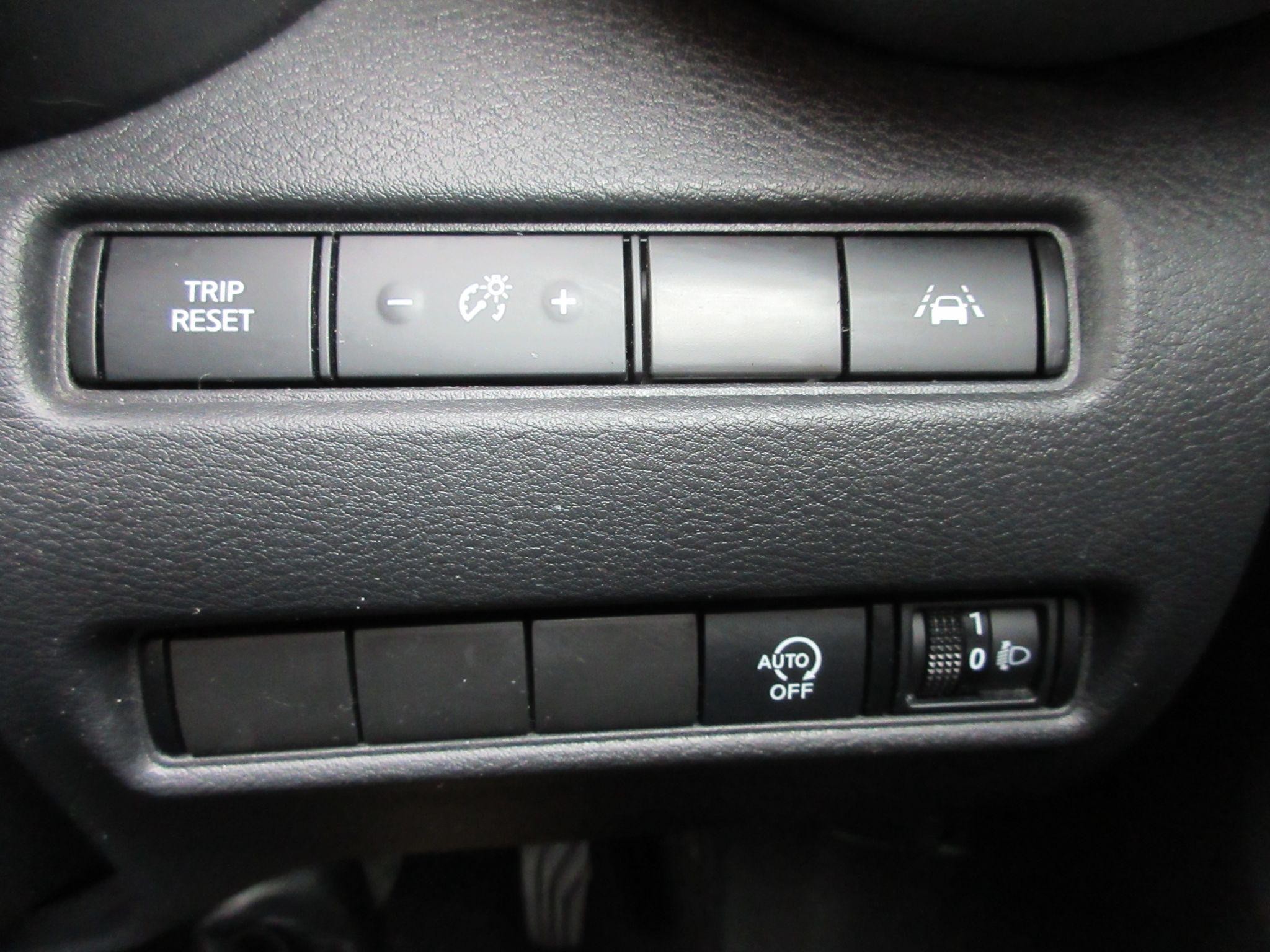 Nissan Juke Image 16