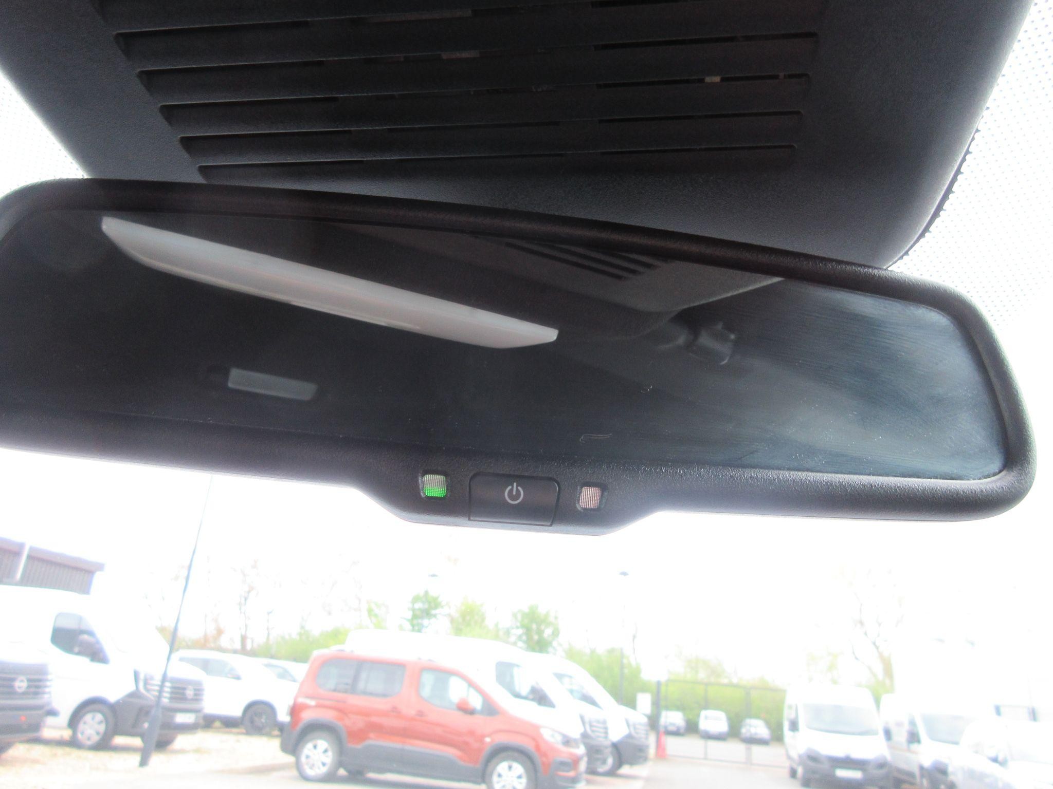 Nissan Juke Image 36