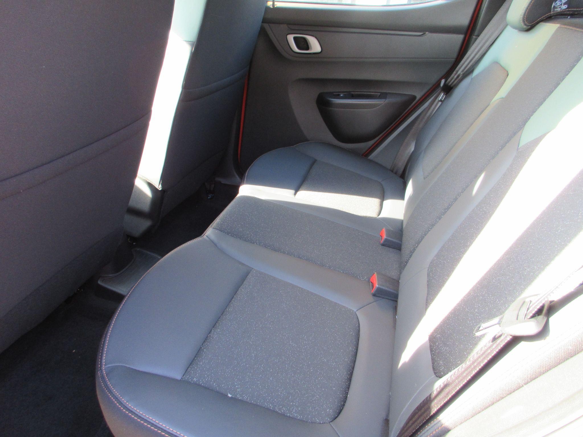 Dacia Spring Image 12