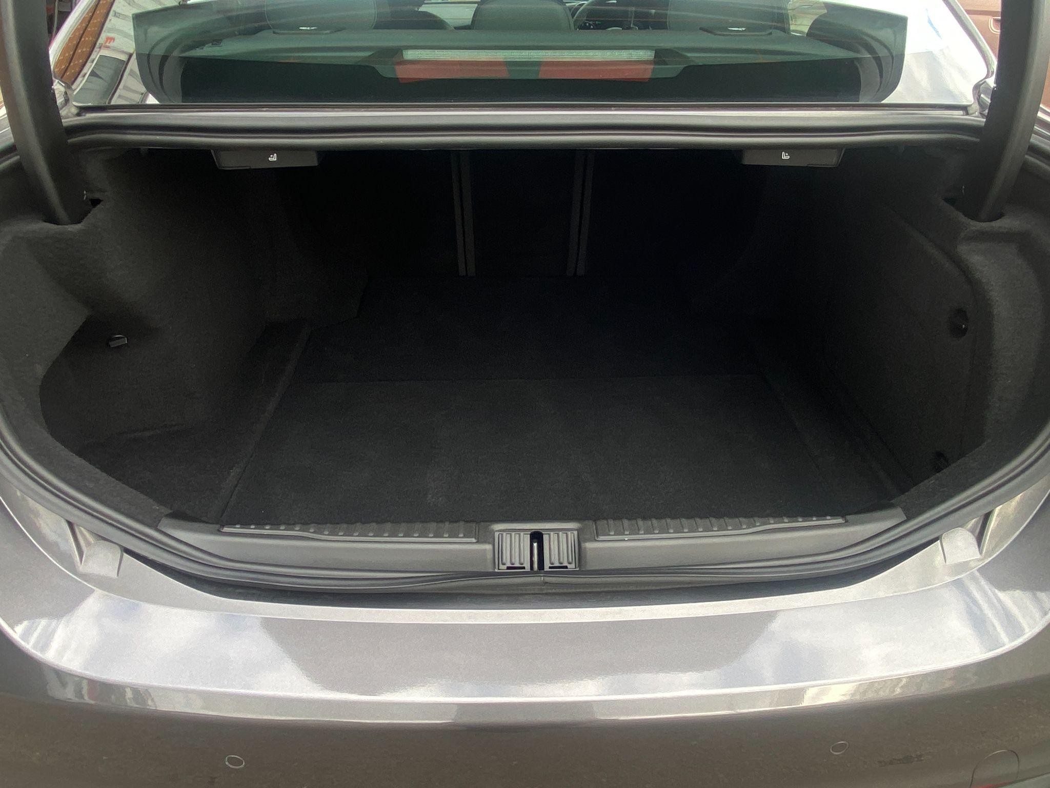 Alfa Romeo Giulia Image 10