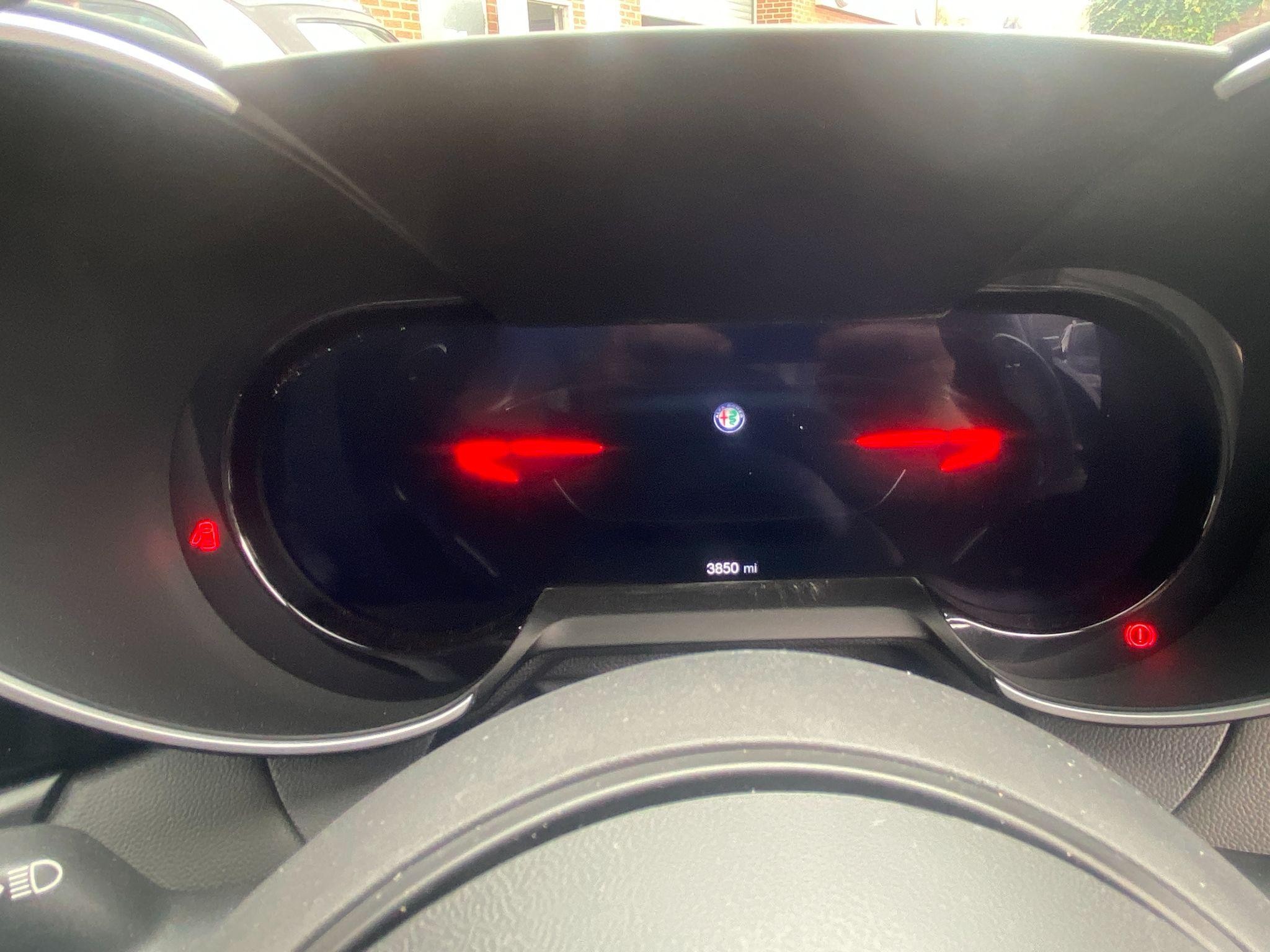 Alfa Romeo Giulia Image 17