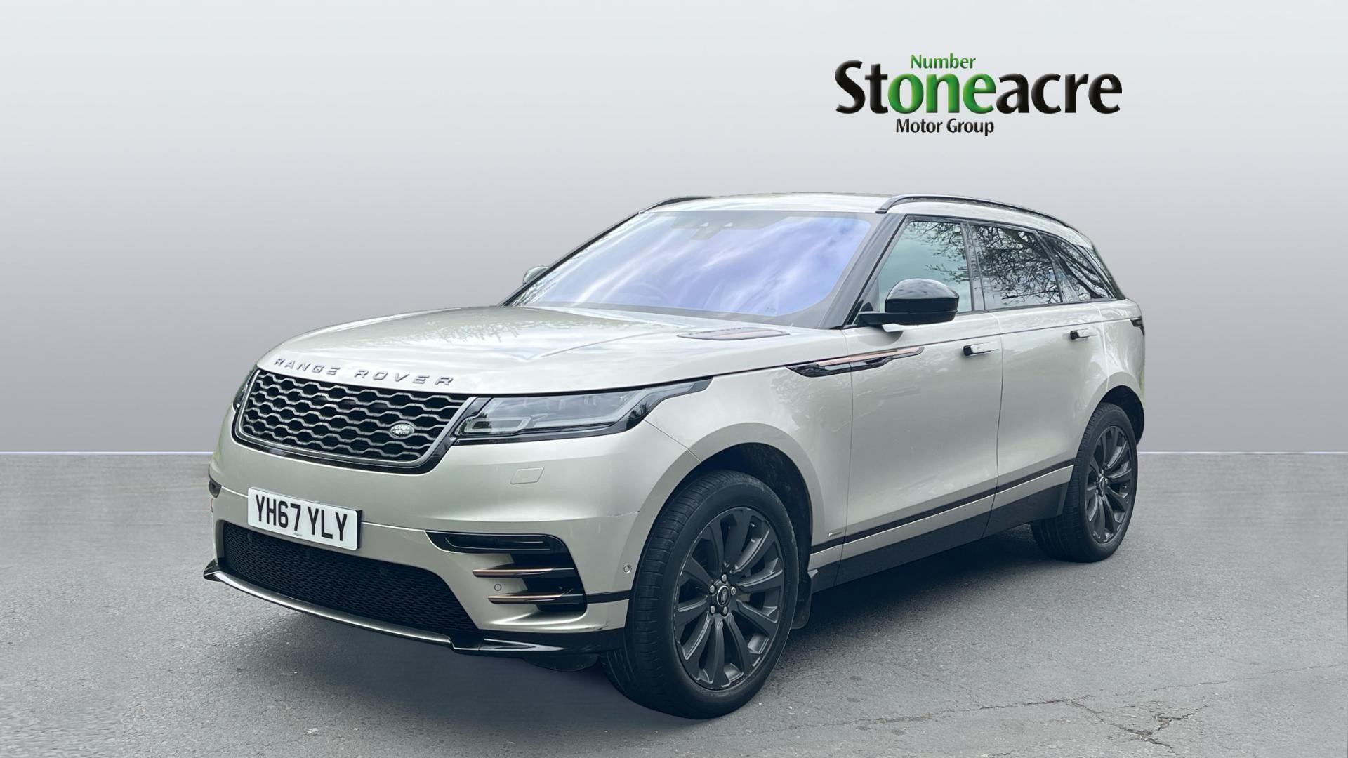 Land Rover Range Rover Velar Image 6