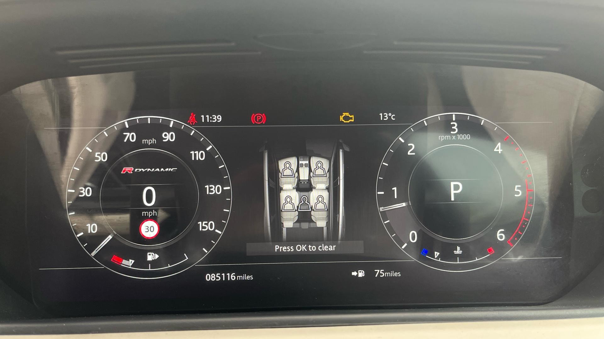 Land Rover Range Rover Velar Image 11