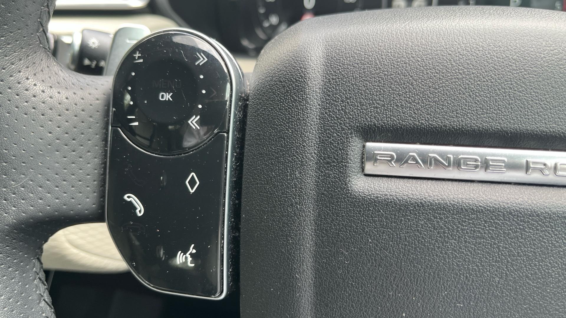 Land Rover Range Rover Velar Image 18