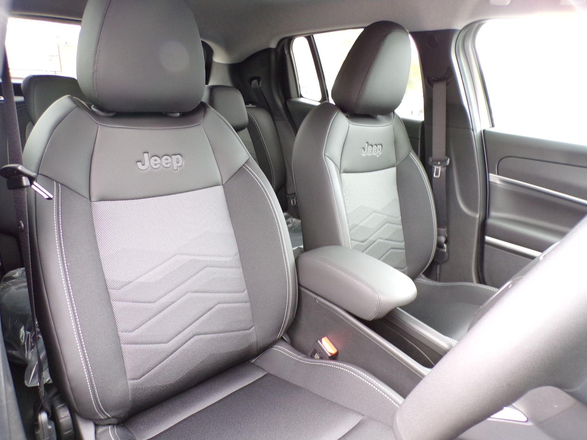 Jeep Avenger Image 13