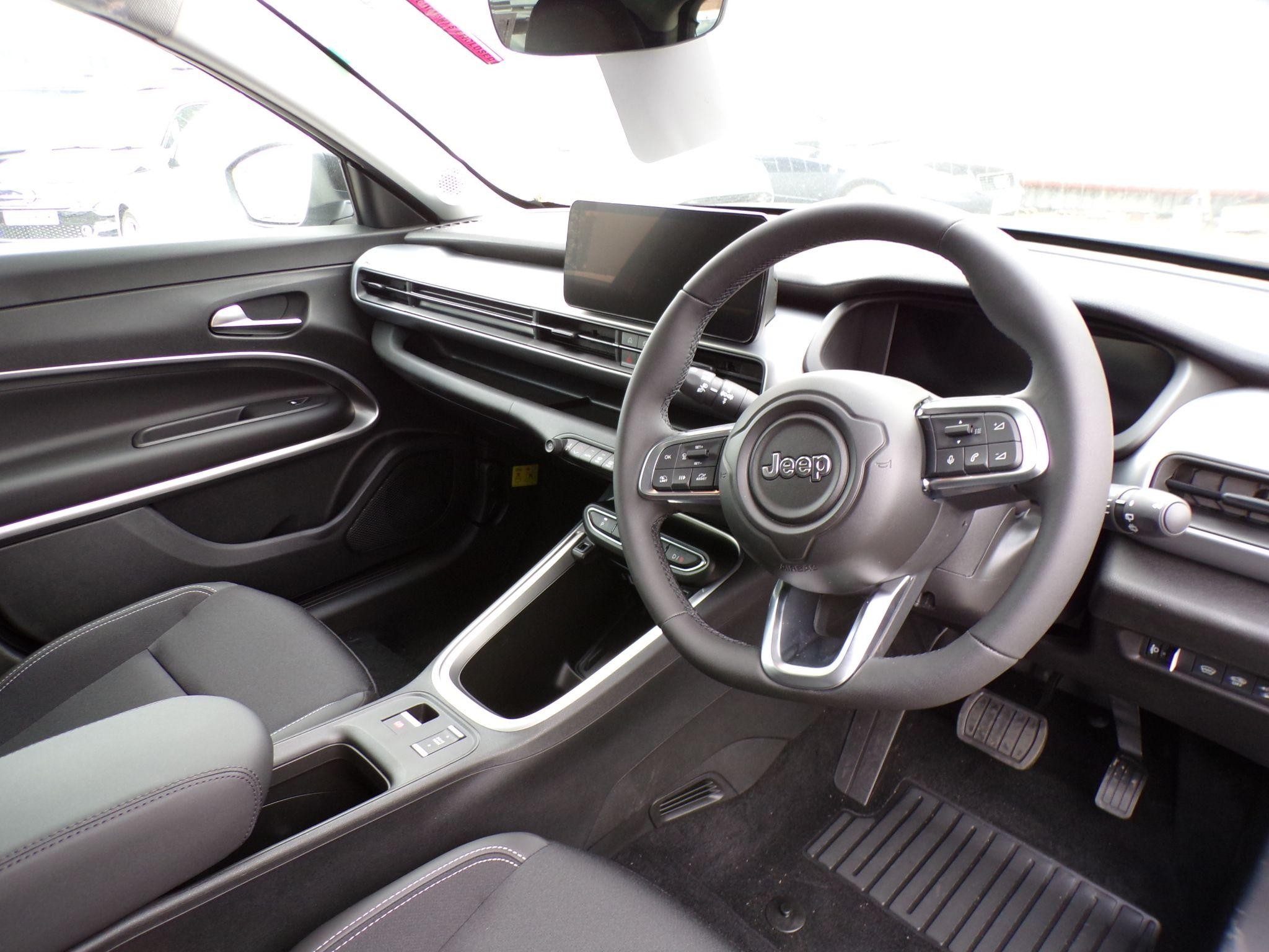 Jeep Avenger Image 14