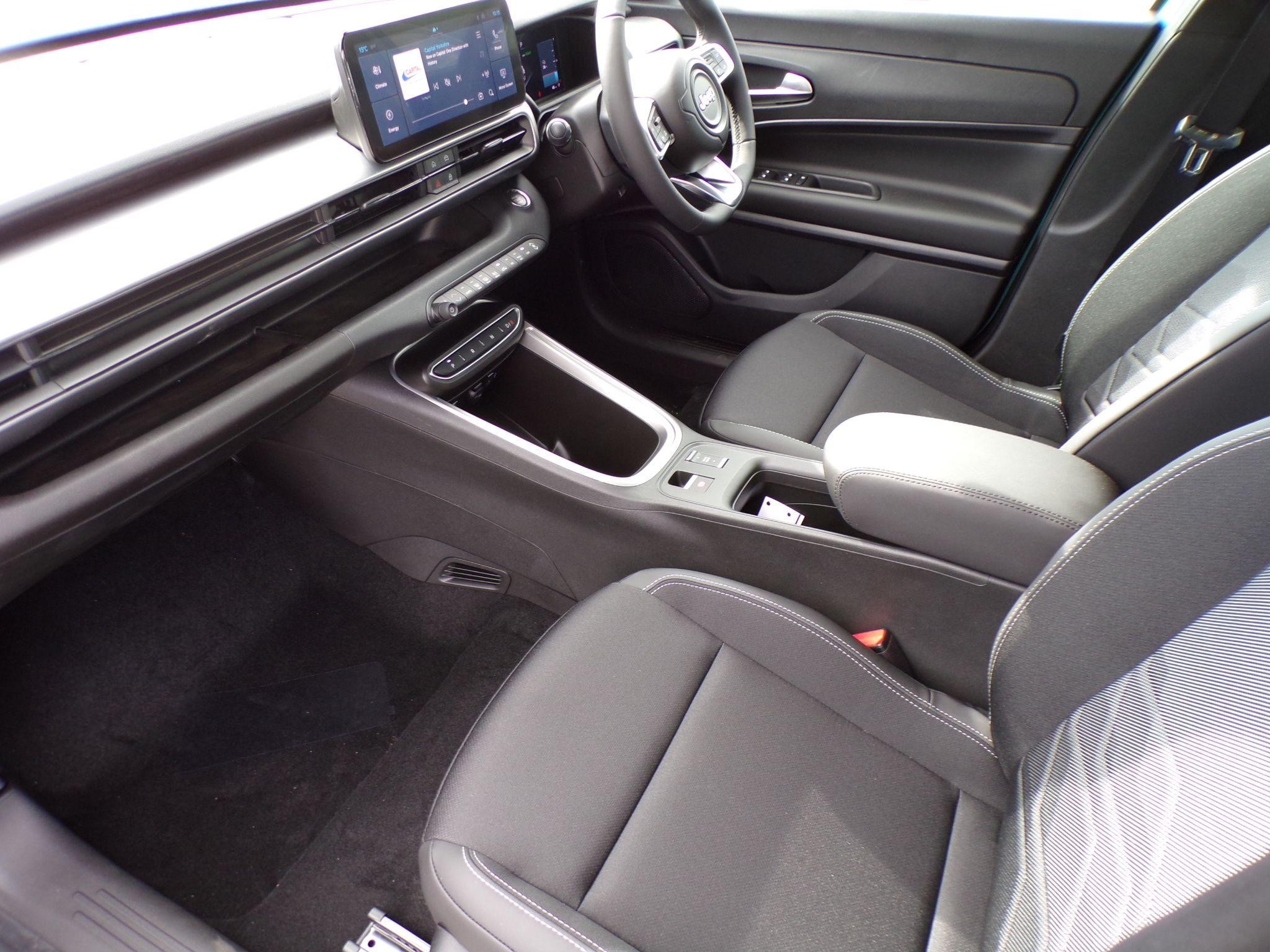 Jeep Avenger Image 23