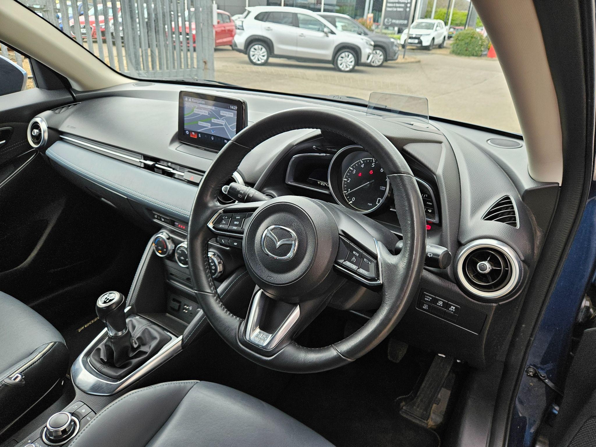 Mazda2 Image 11