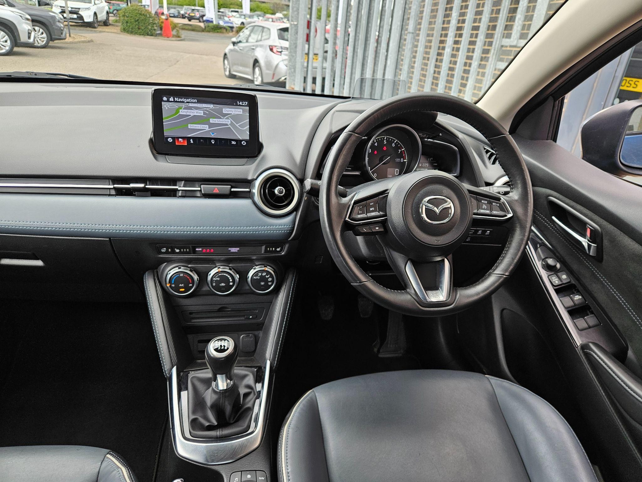 Mazda2 Image 12