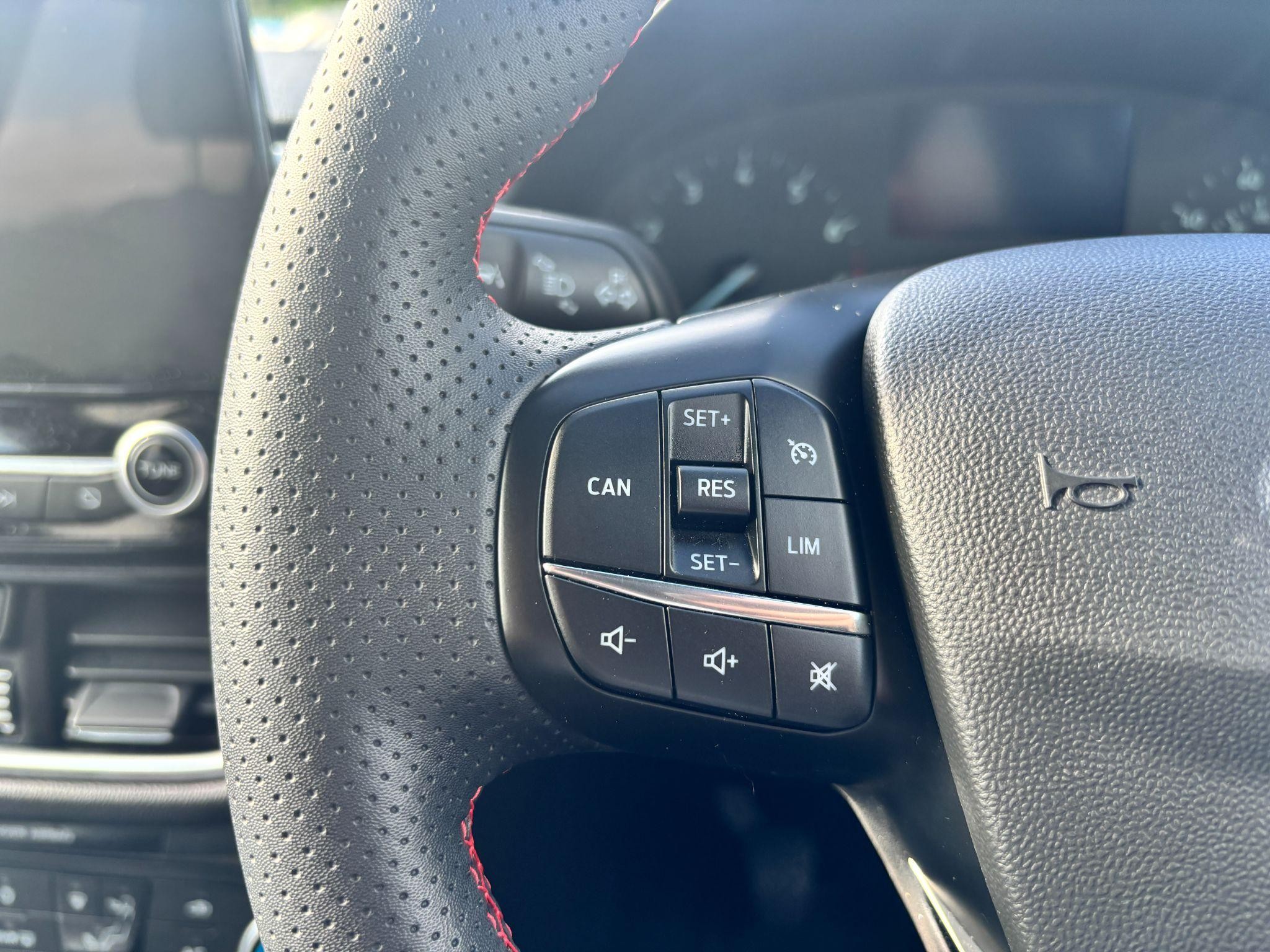 Ford Fiesta Image 16