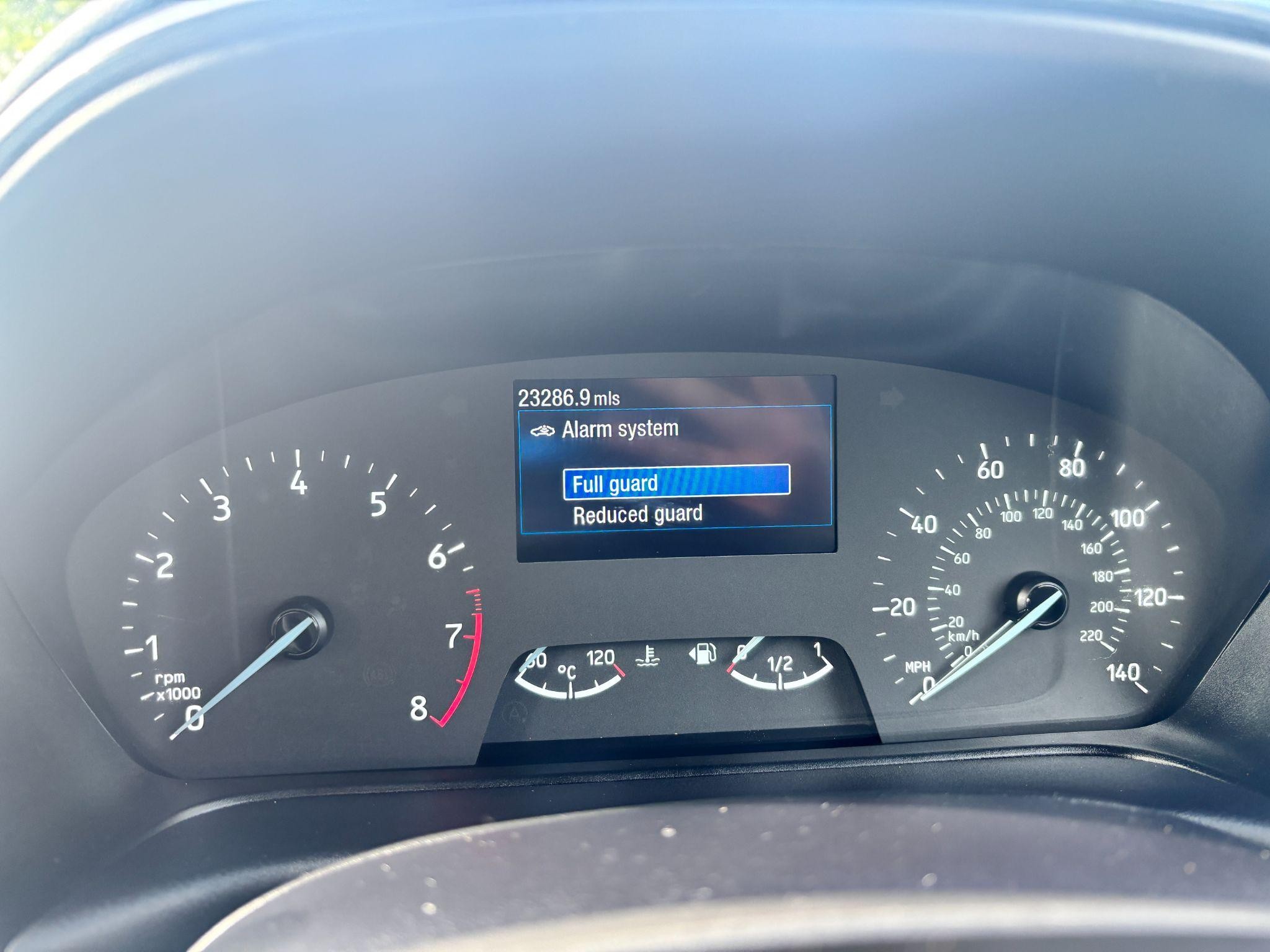 Ford Fiesta Image 24