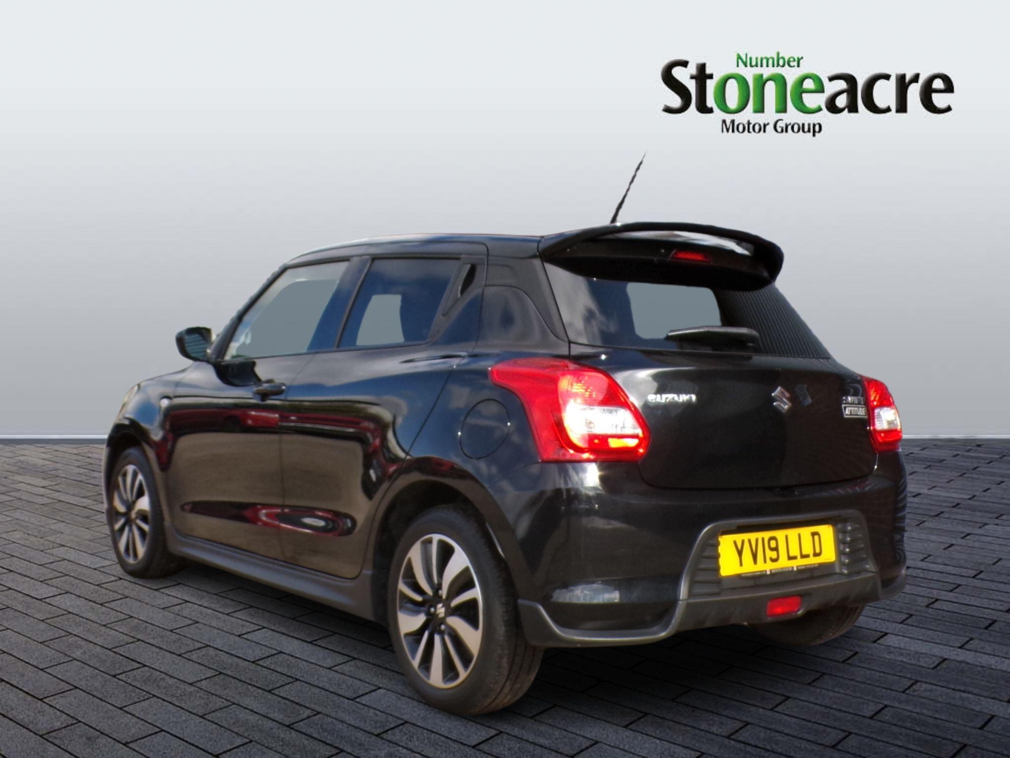 Suzuki Swift Image 4