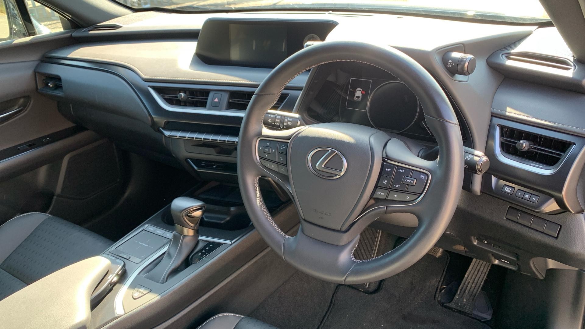 Lexus UX Self-Charging Hybrid Image 5