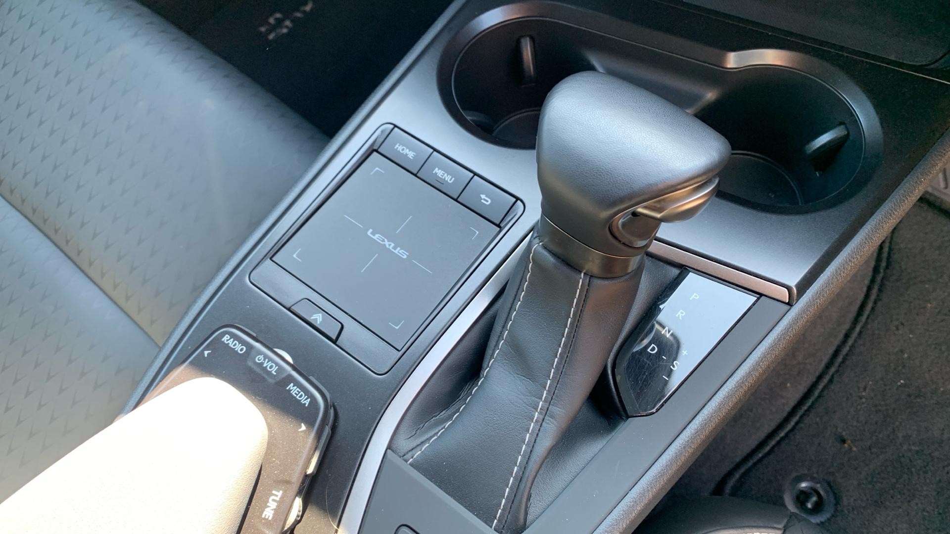 Lexus UX Self-Charging Hybrid Image 14
