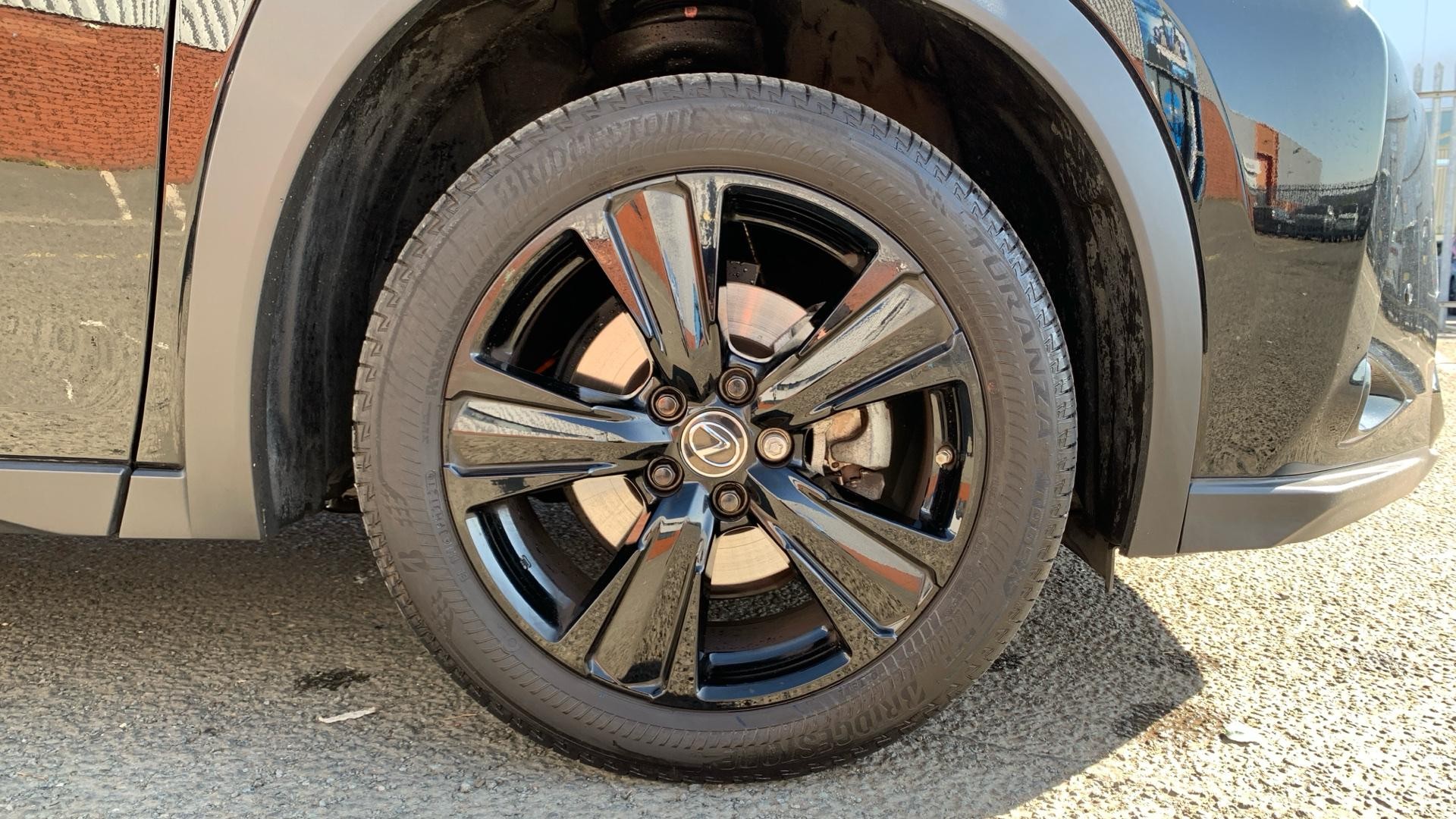 Lexus UX Self-Charging Hybrid Image 16