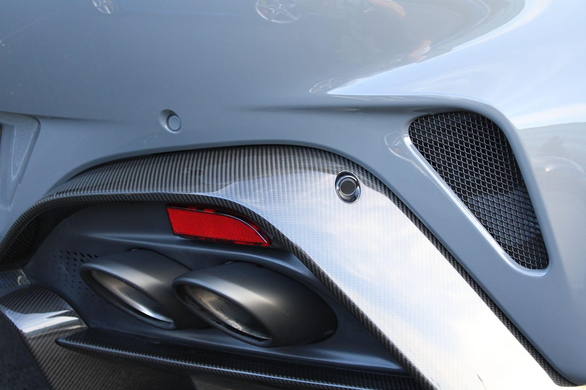 Aston Martin Vantage Image 43