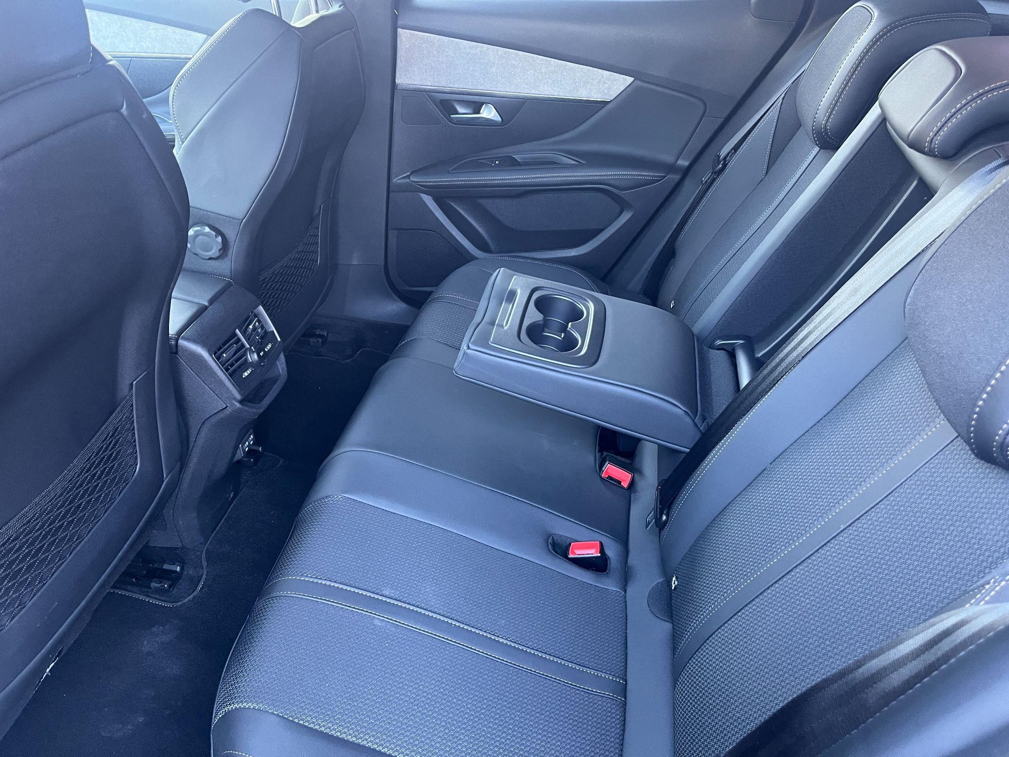 Peugeot 3008 Image 10